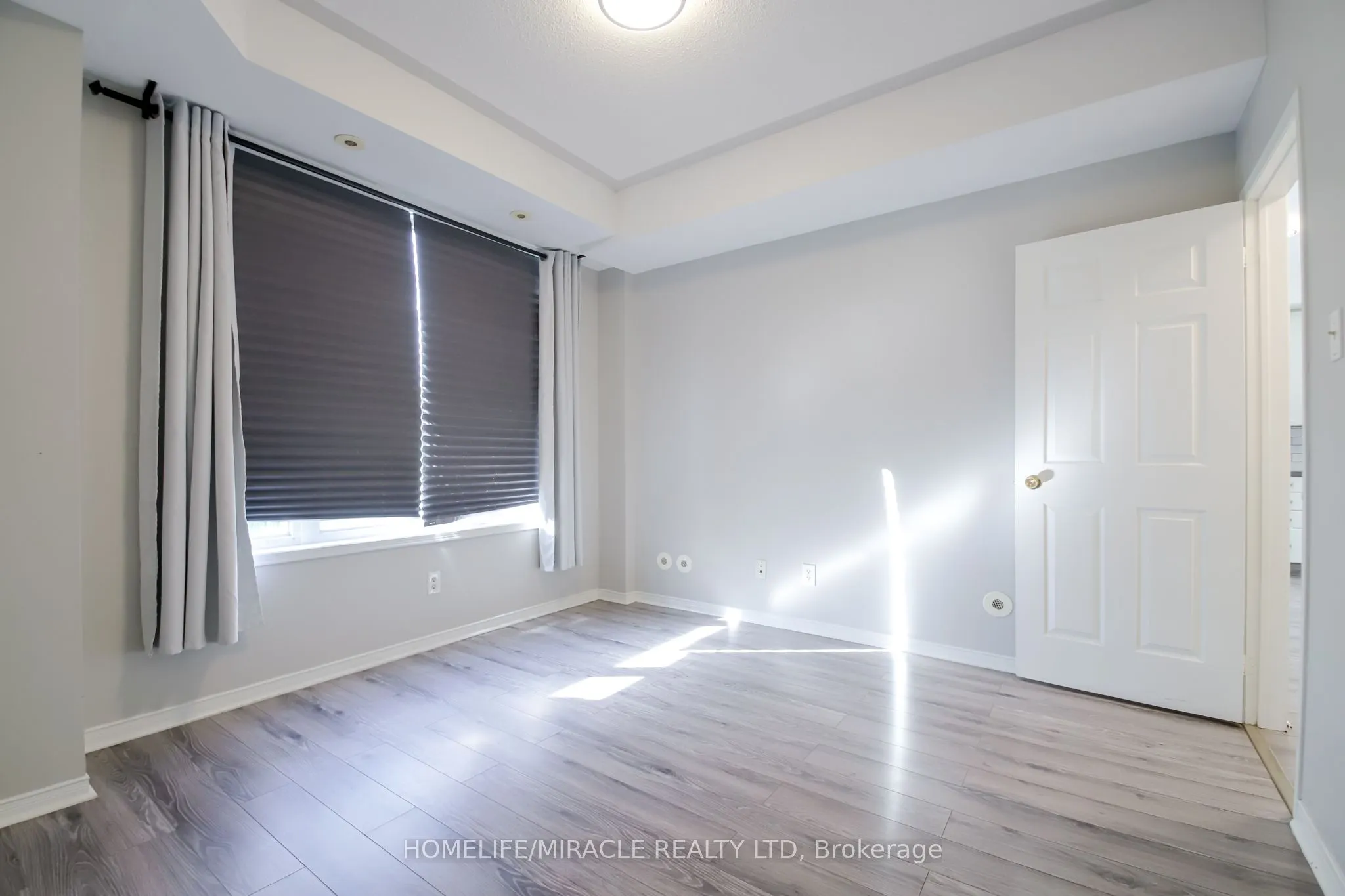 3056 Eglinton Avenue W #62
