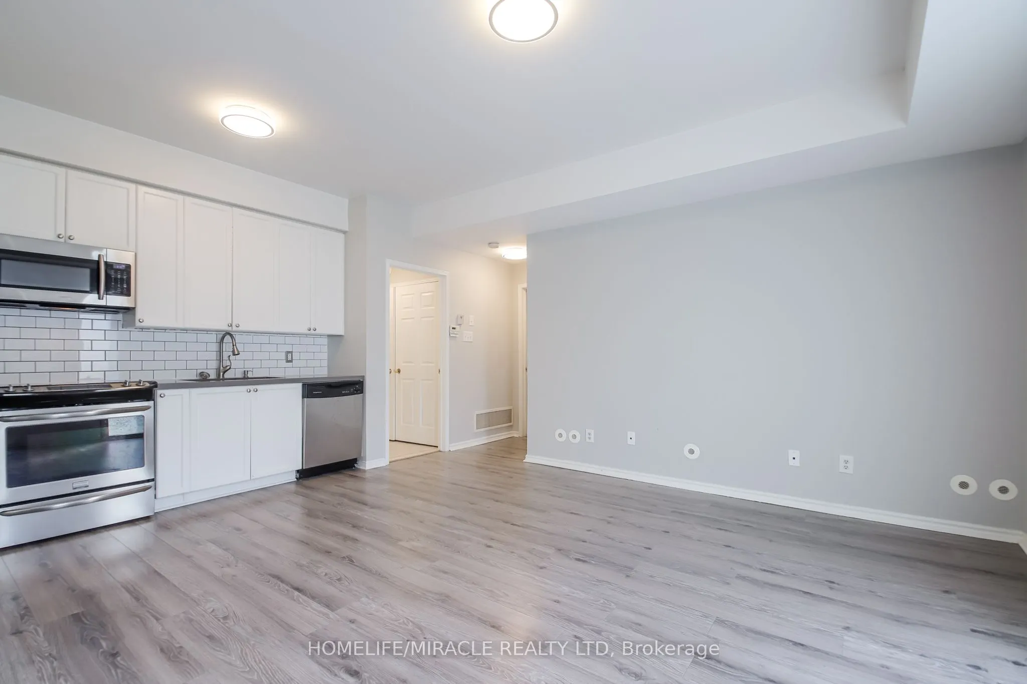 3056 Eglinton Avenue W #62