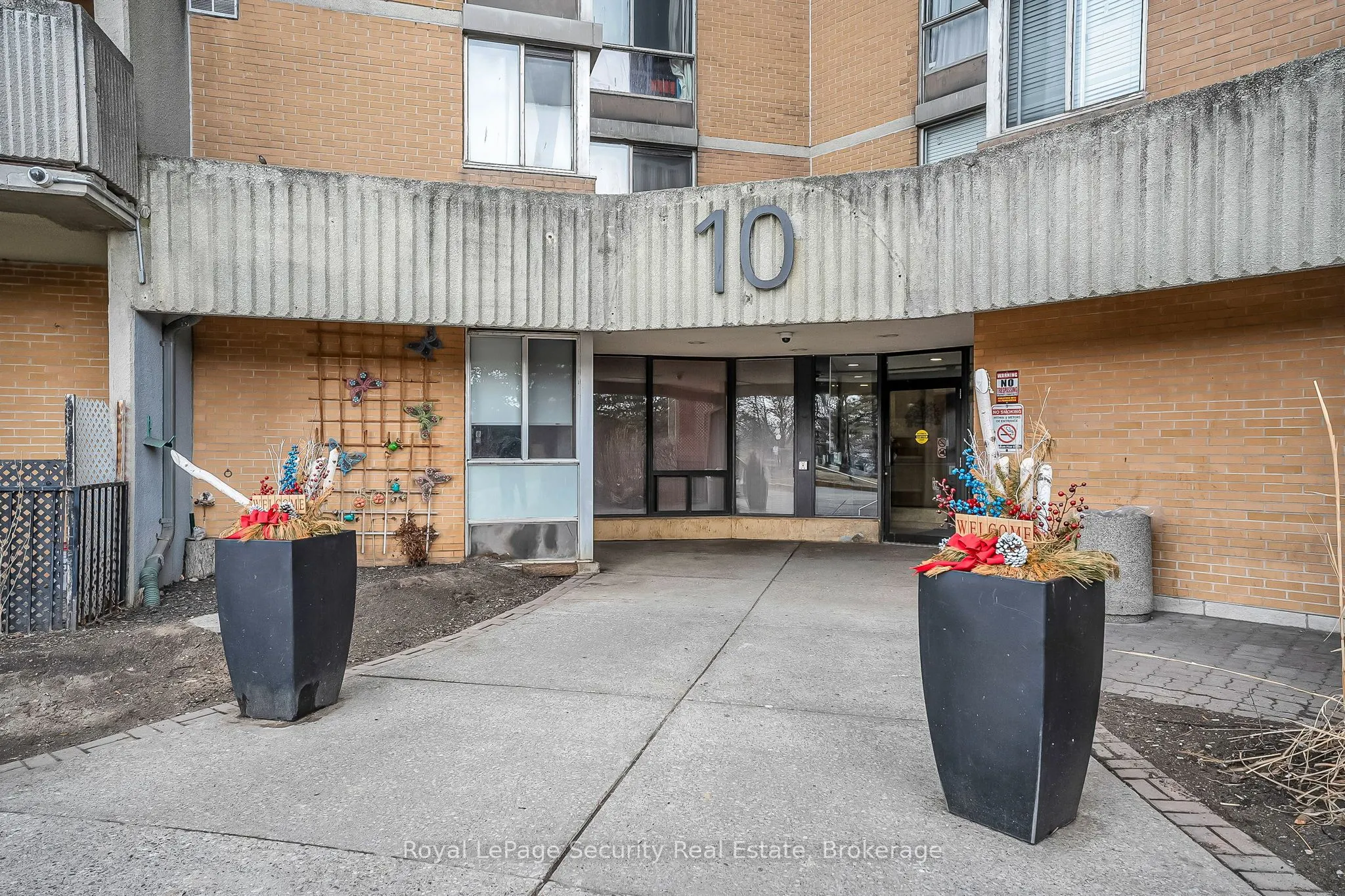 10 Martha Eaton Way #1207