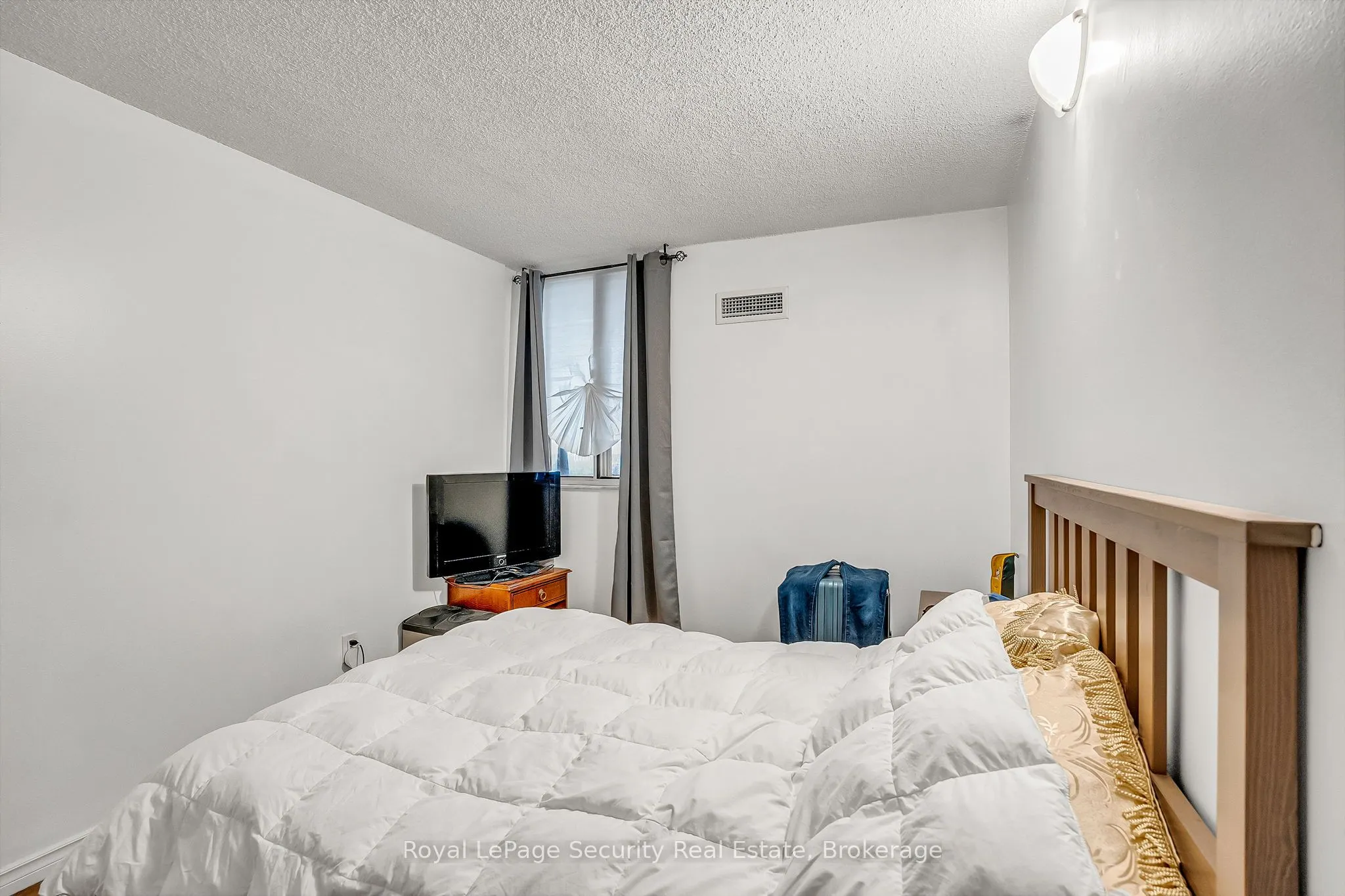 10 Martha Eaton Way #1207