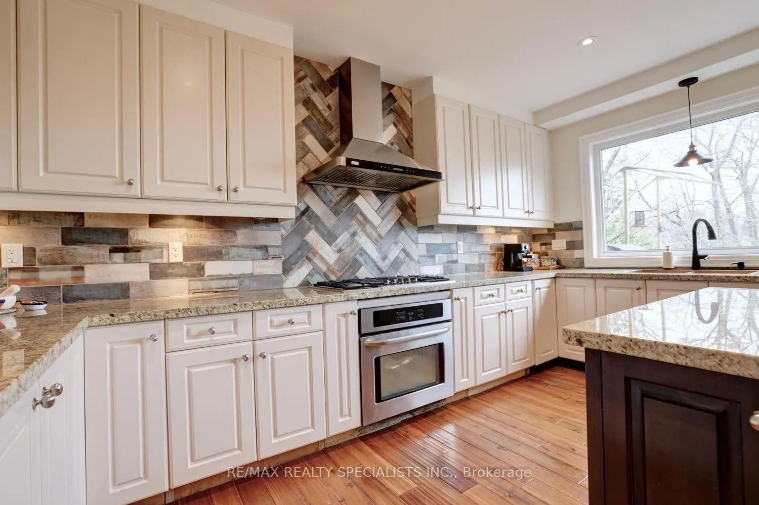 1301 Gatehouse Drive