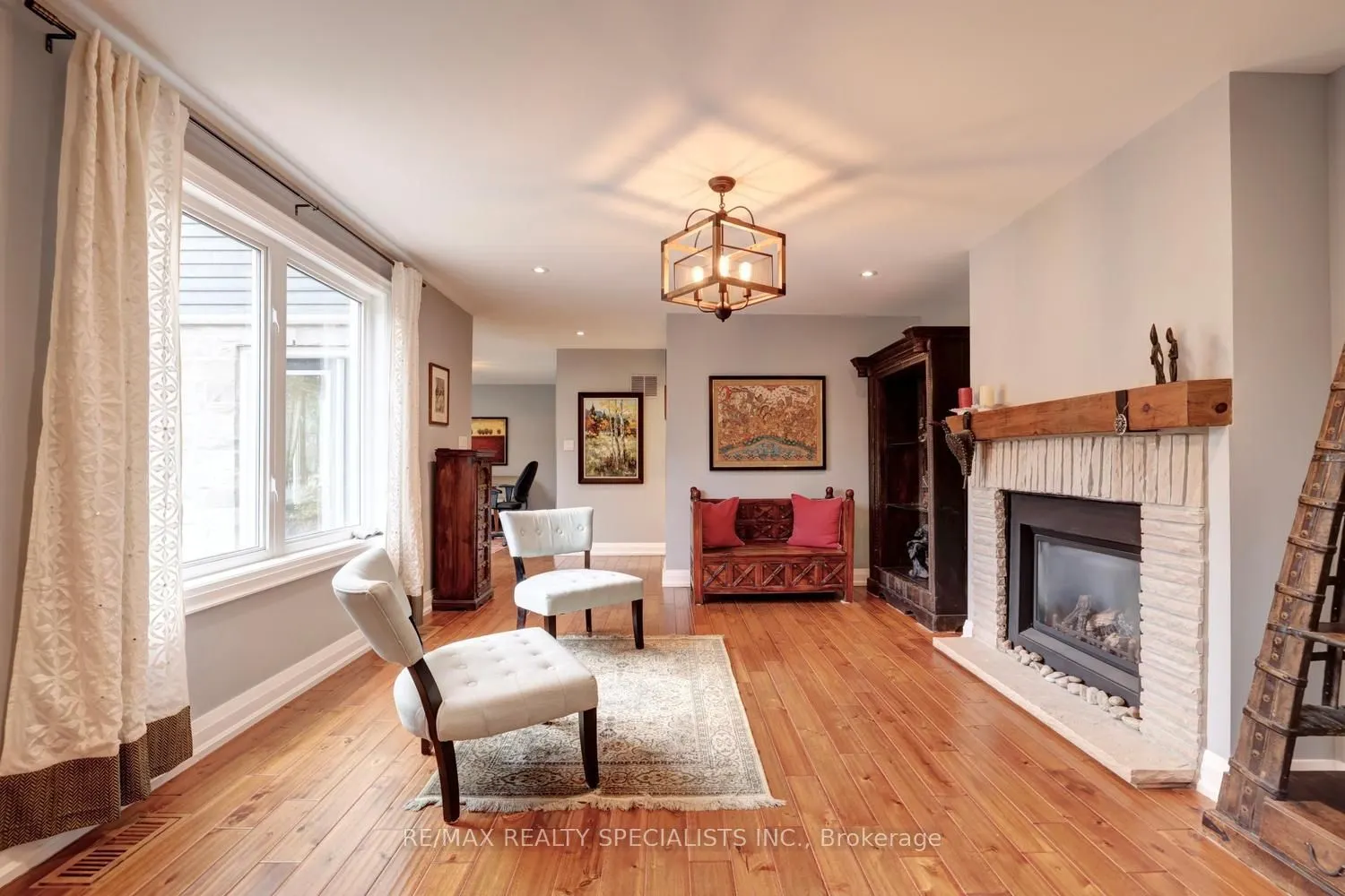 1301 Gatehouse Drive