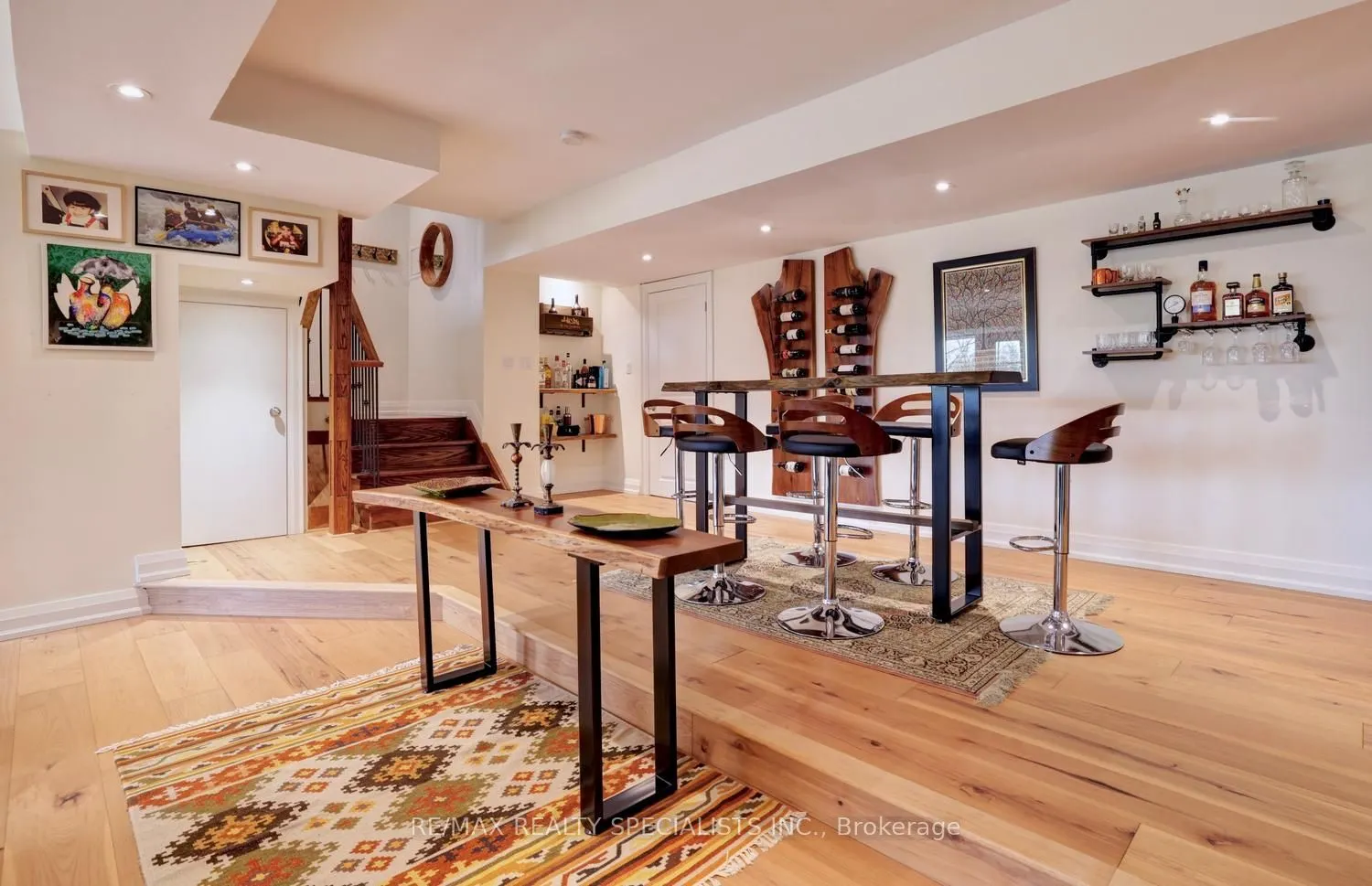1301 Gatehouse Drive