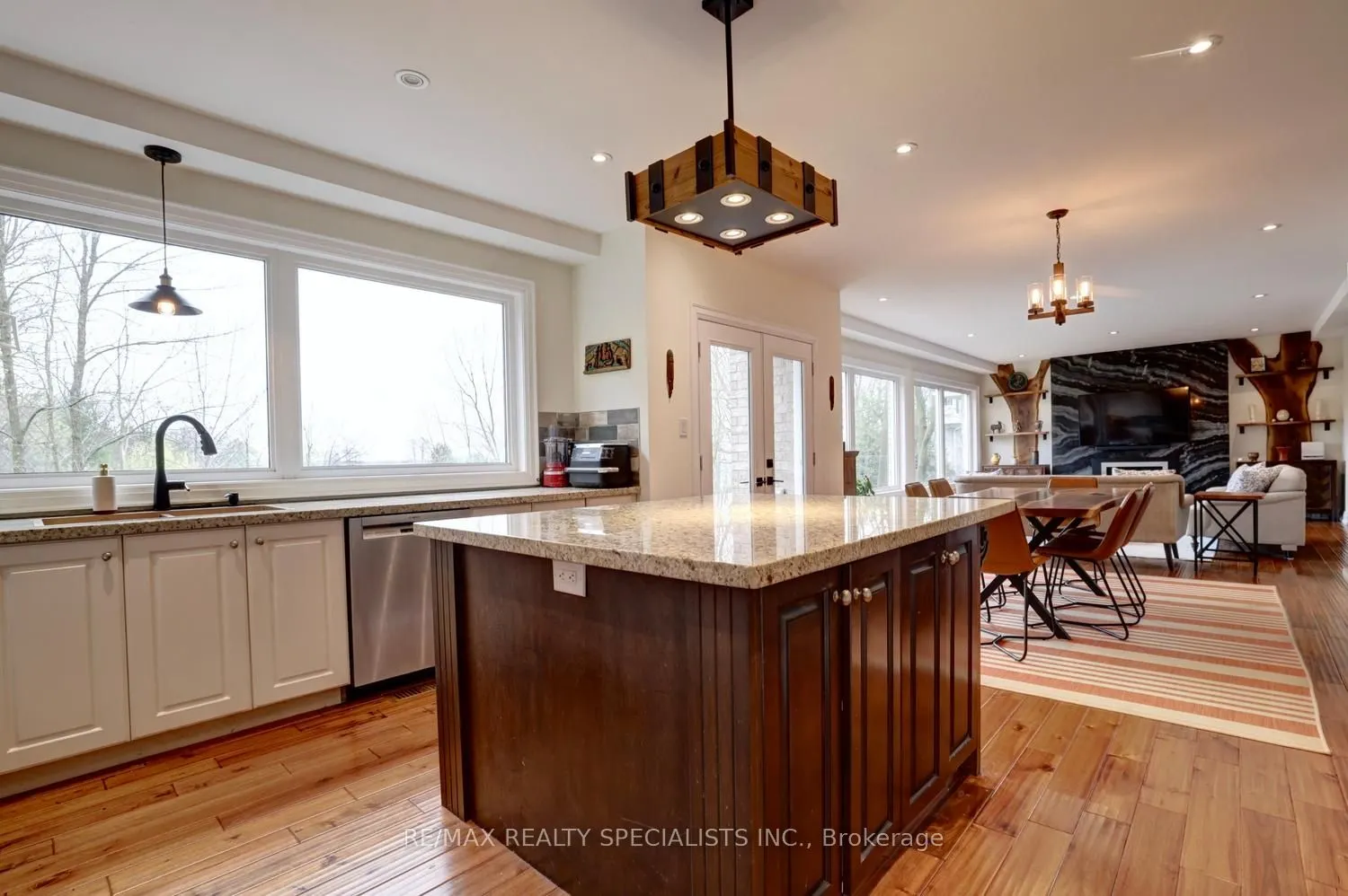 1301 Gatehouse Drive
