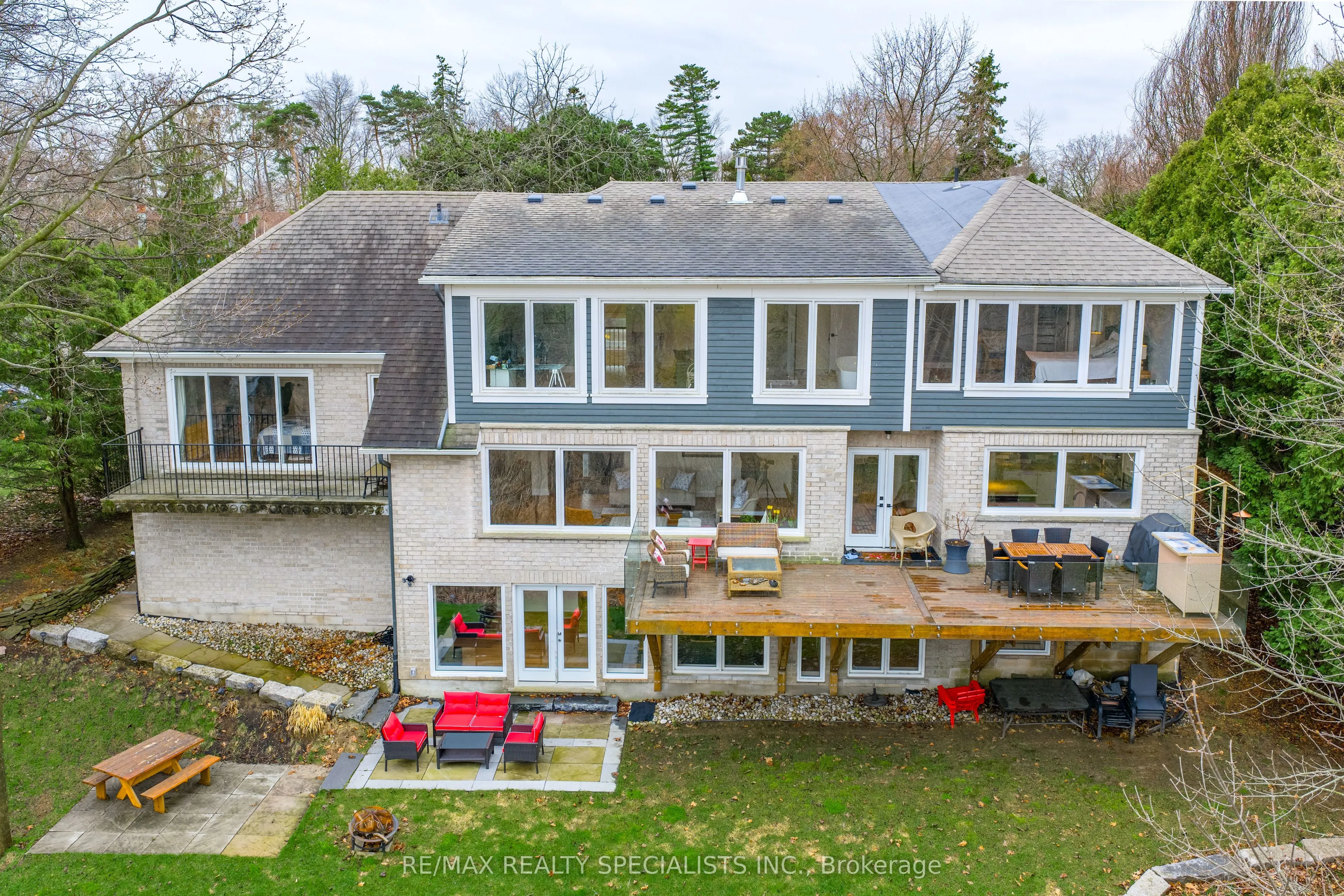 1301 Gatehouse Drive