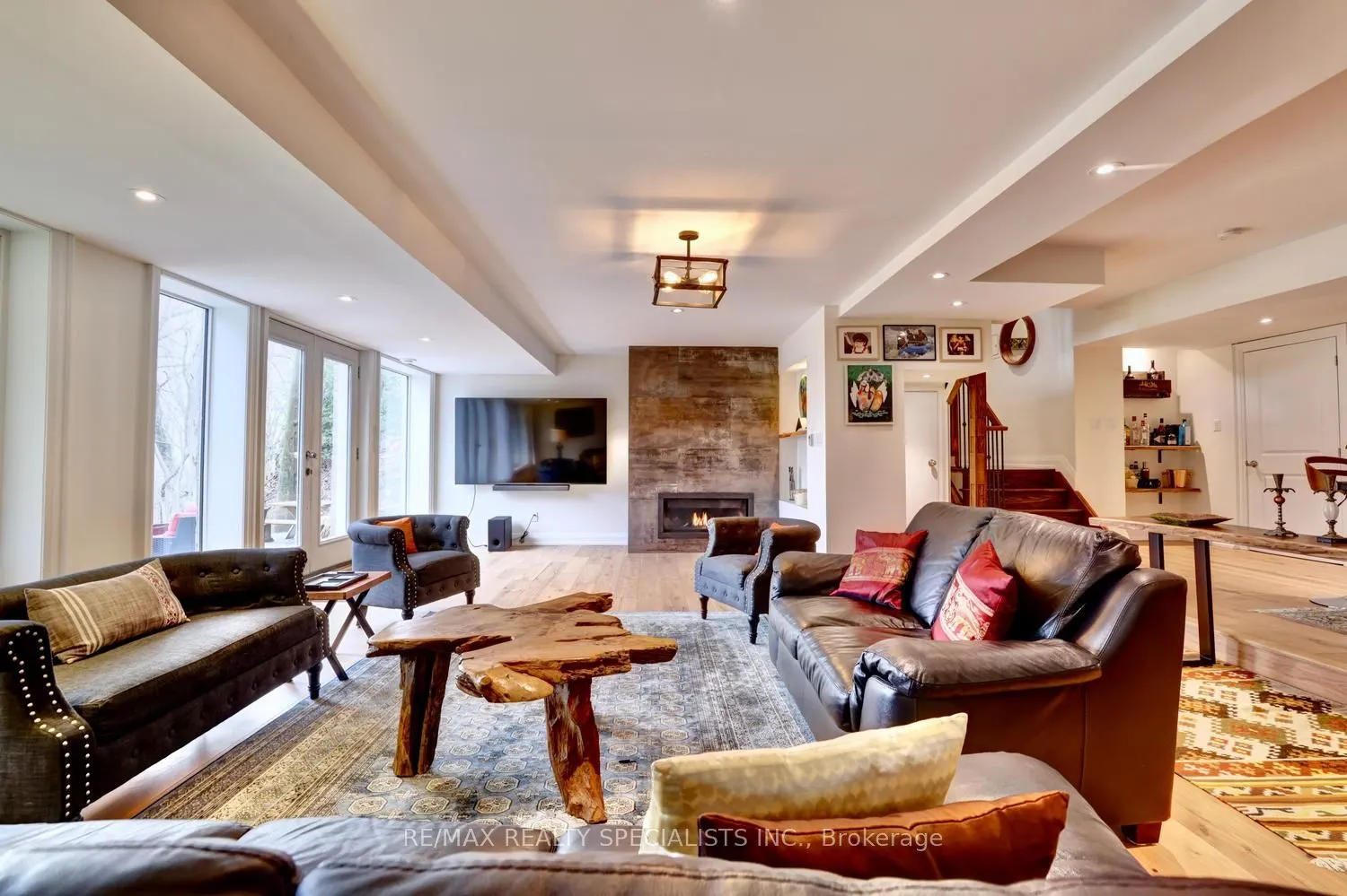 1301 Gatehouse Drive