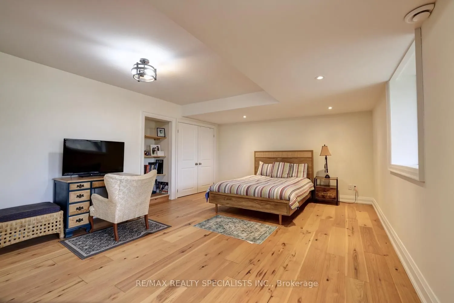 1301 Gatehouse Drive