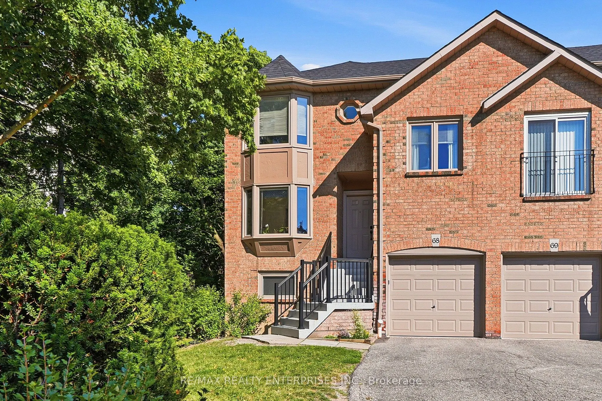 4635 Regents Terrace #68