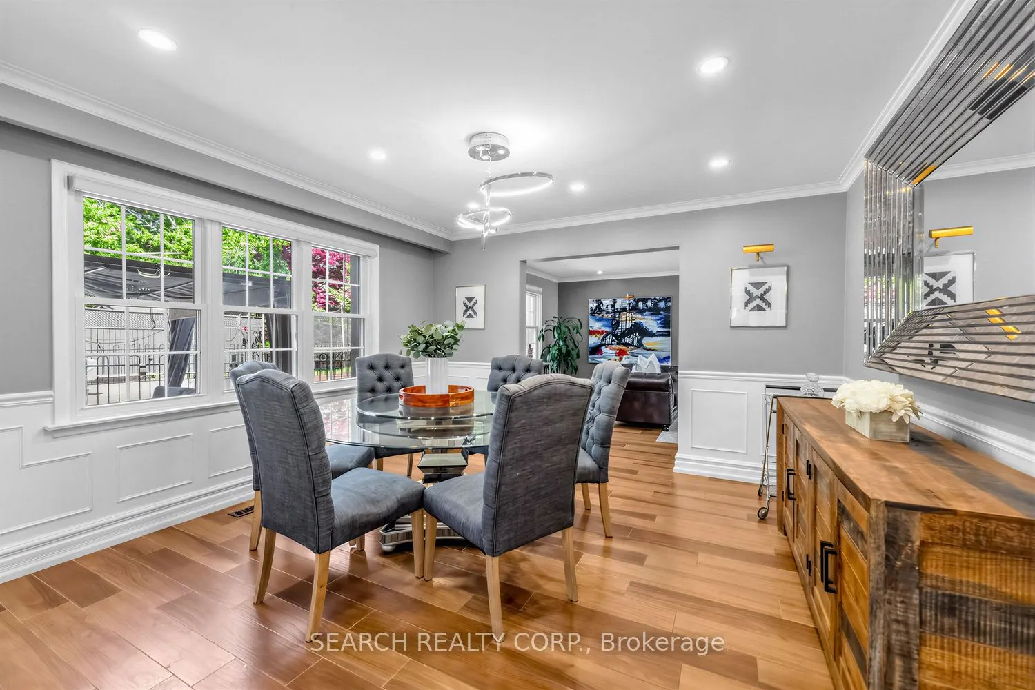 1421 Watersedge Road