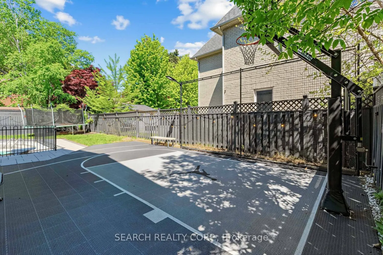 1421 Watersedge Road
