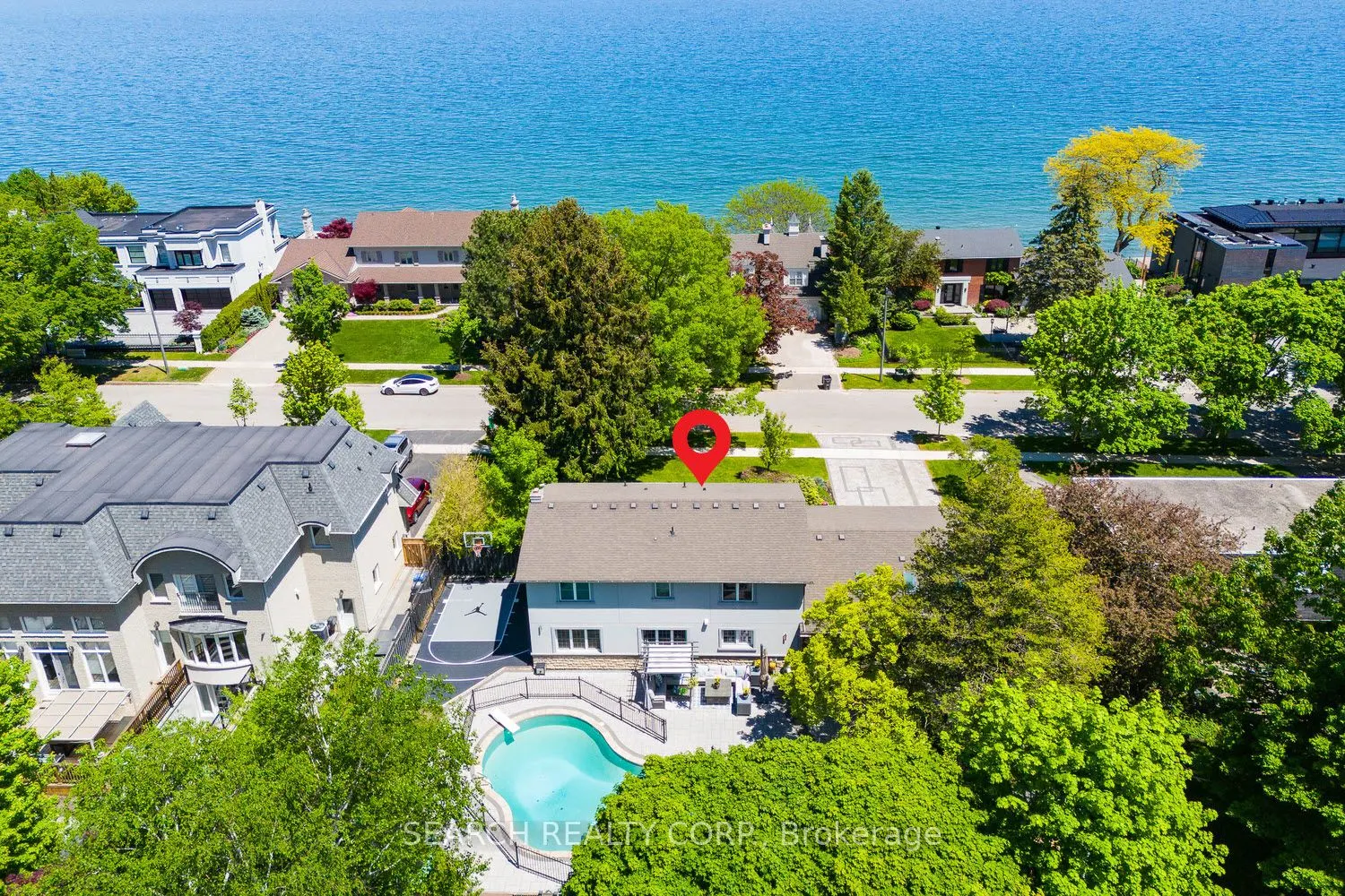 1421 Watersedge Road