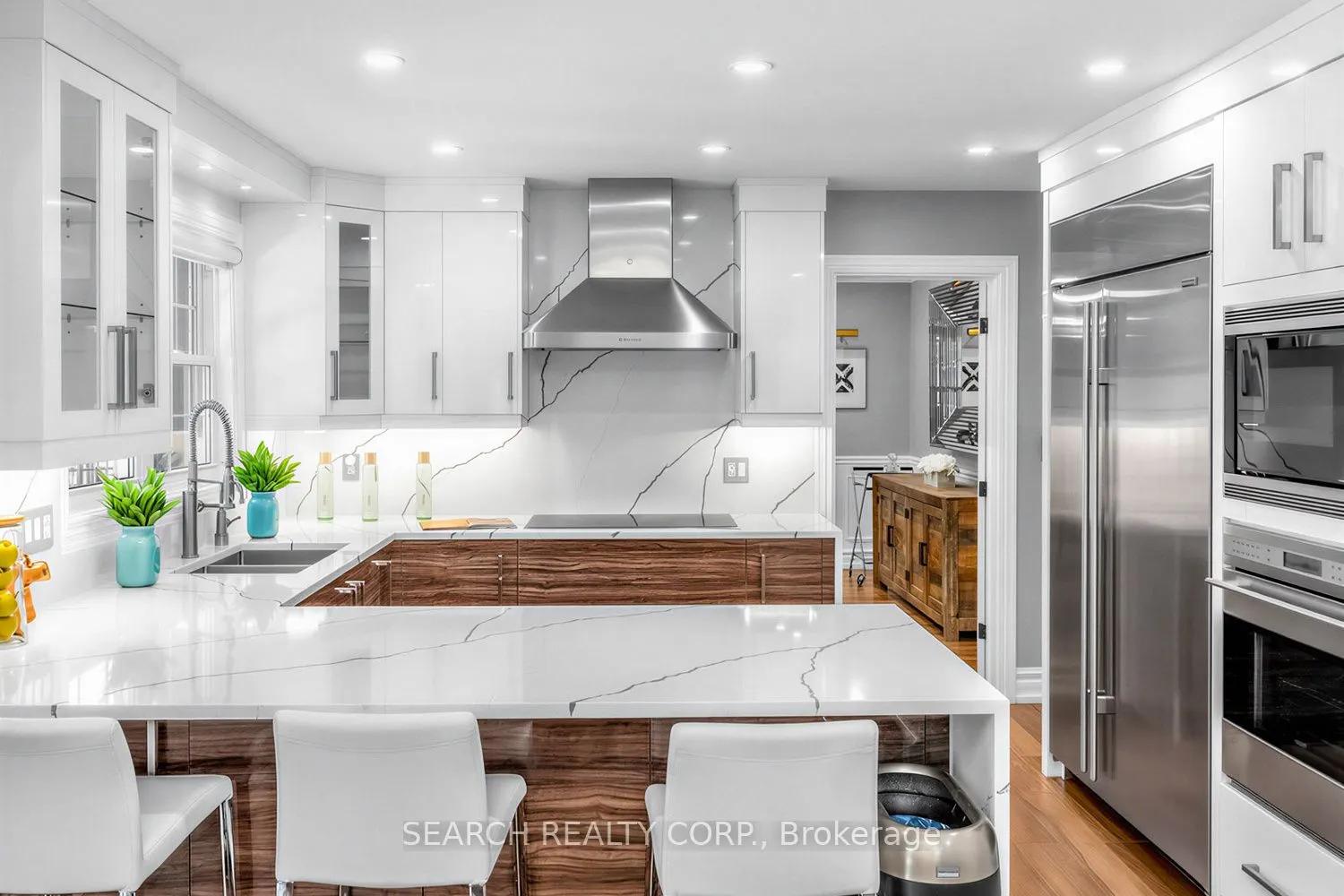 1421 Watersedge Road