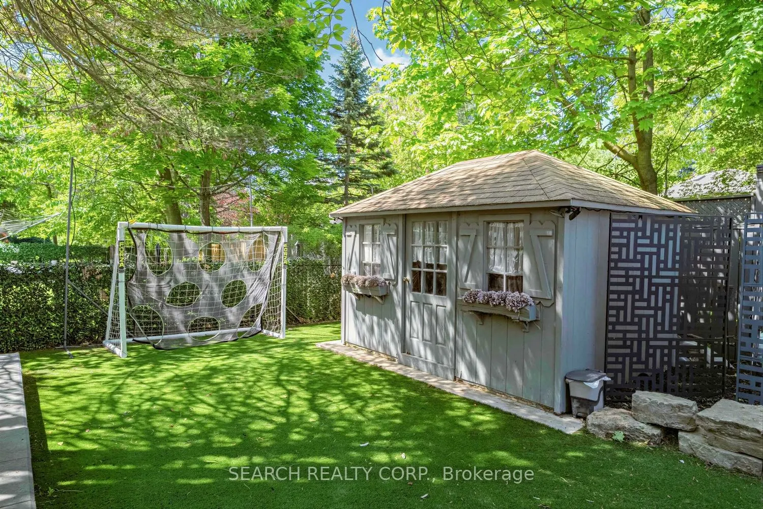 1421 Watersedge Road