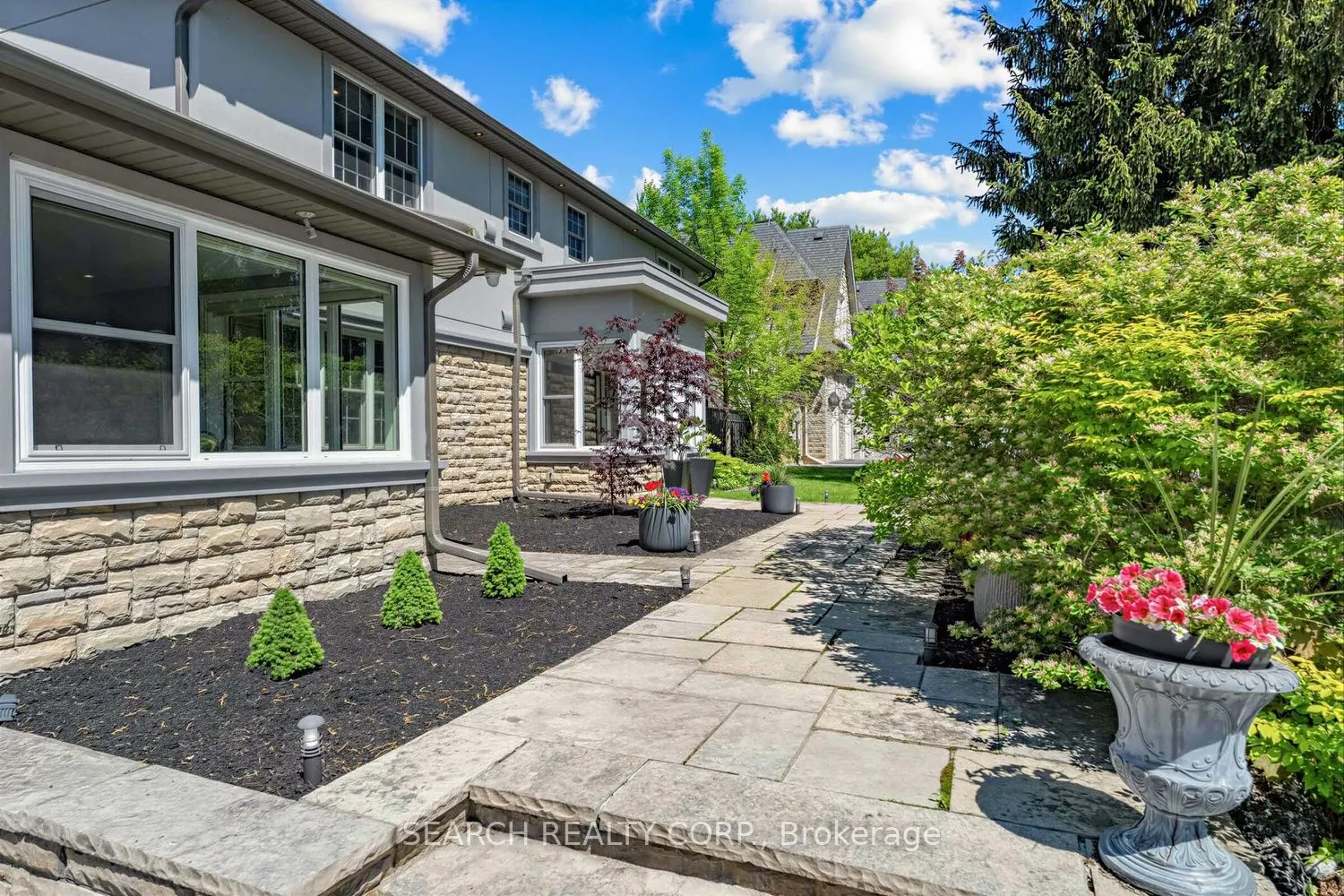 1421 Watersedge Road