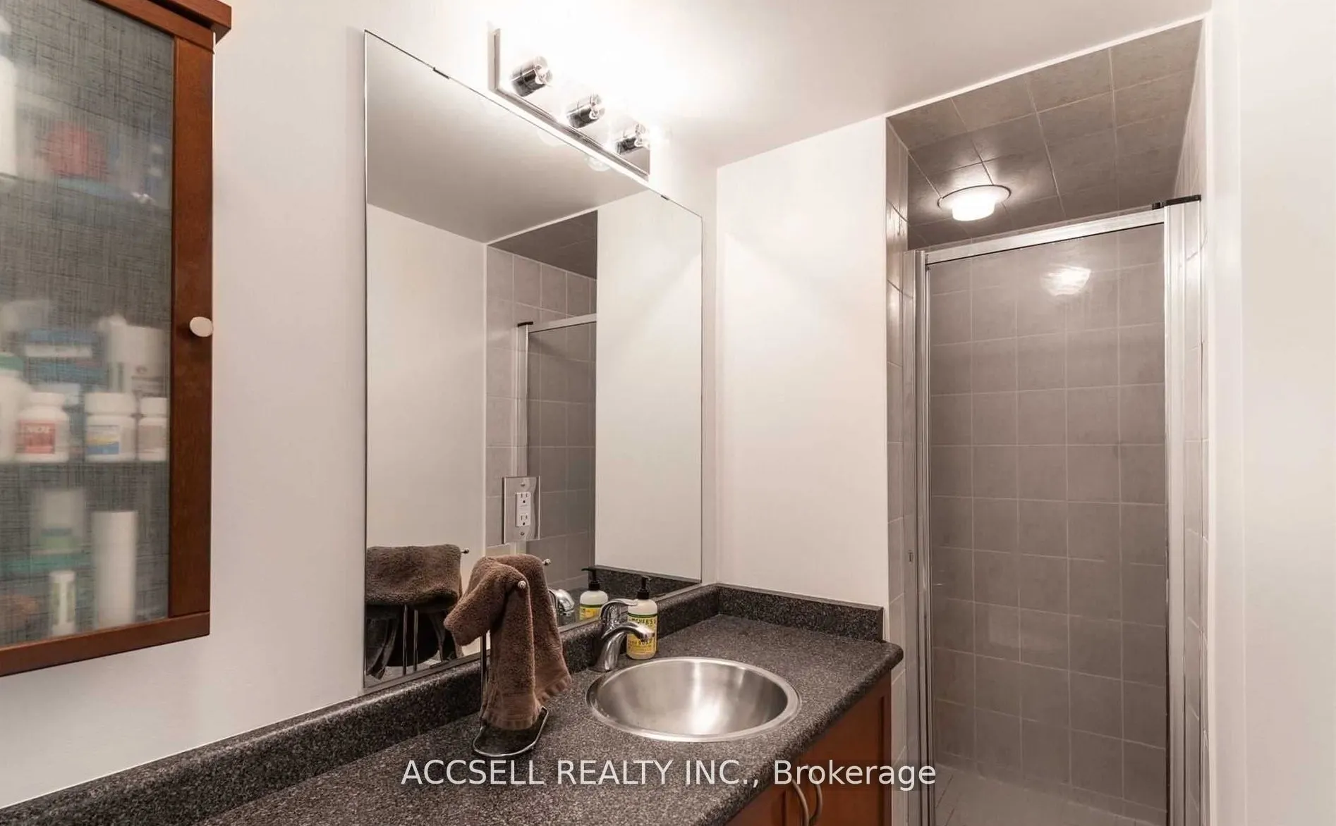 3400 Lake Shore Boulevard W #229