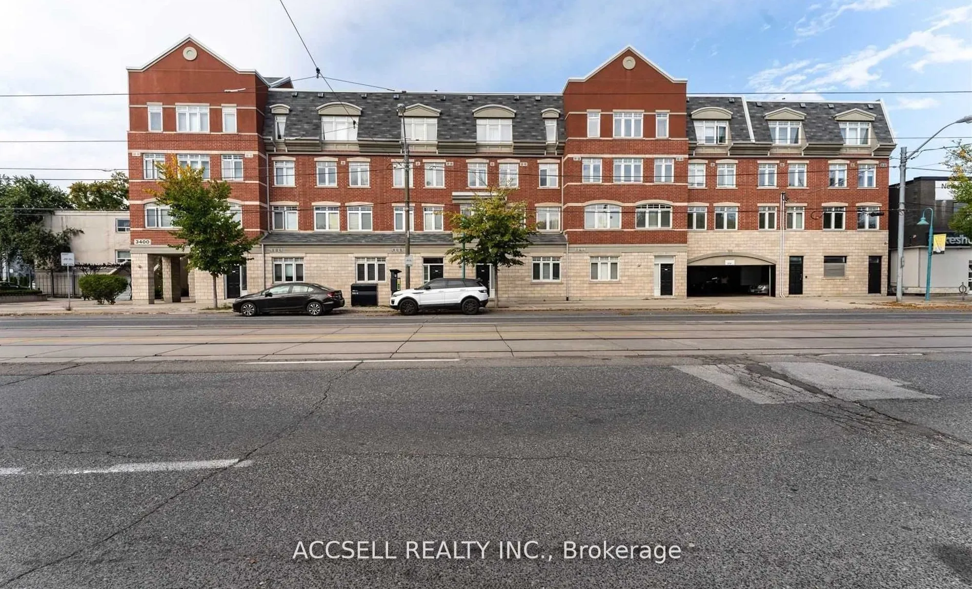 3400 Lake Shore Boulevard W #229