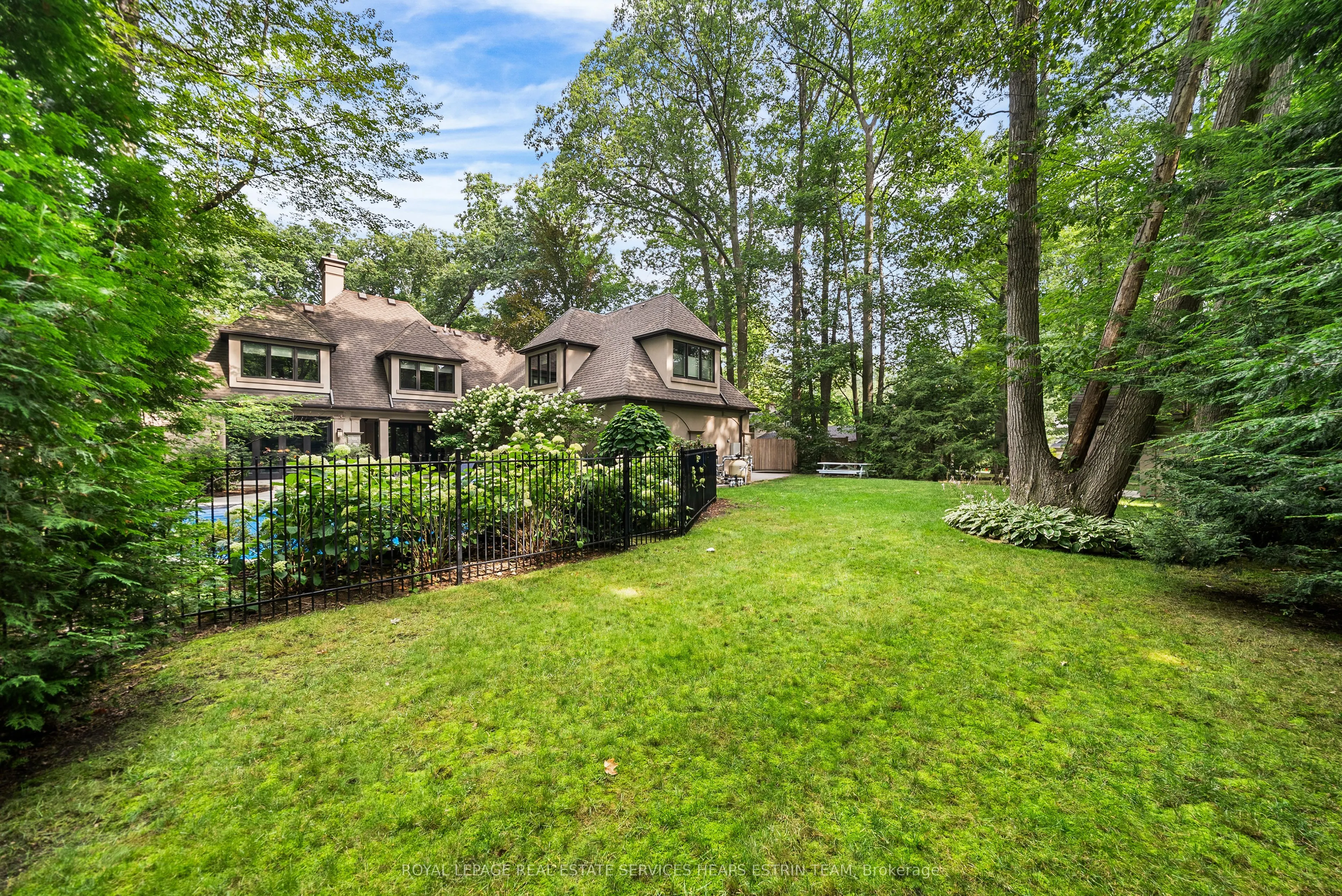 1554 Birchwood Drive