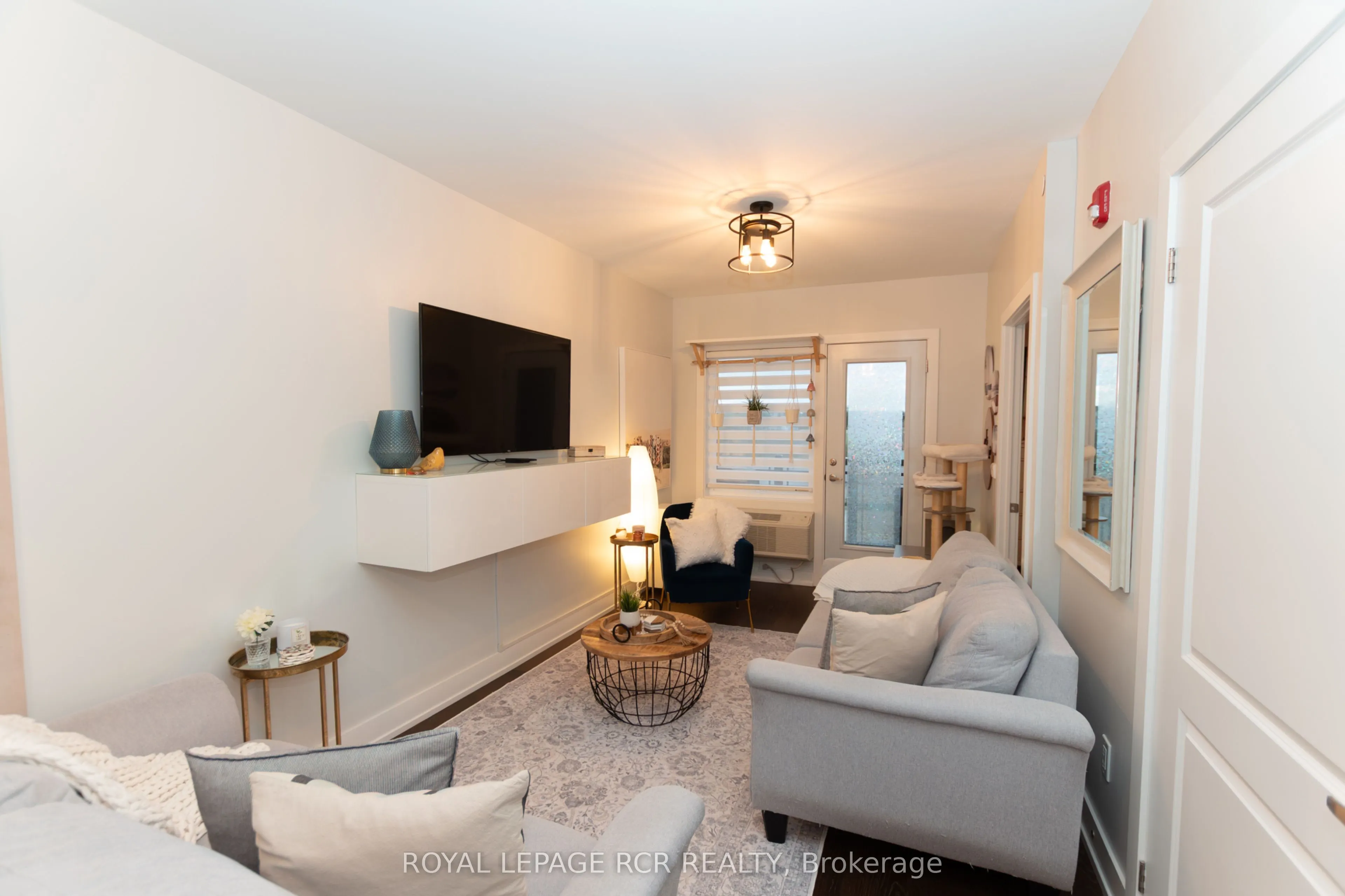310 Broadway Avenue #309