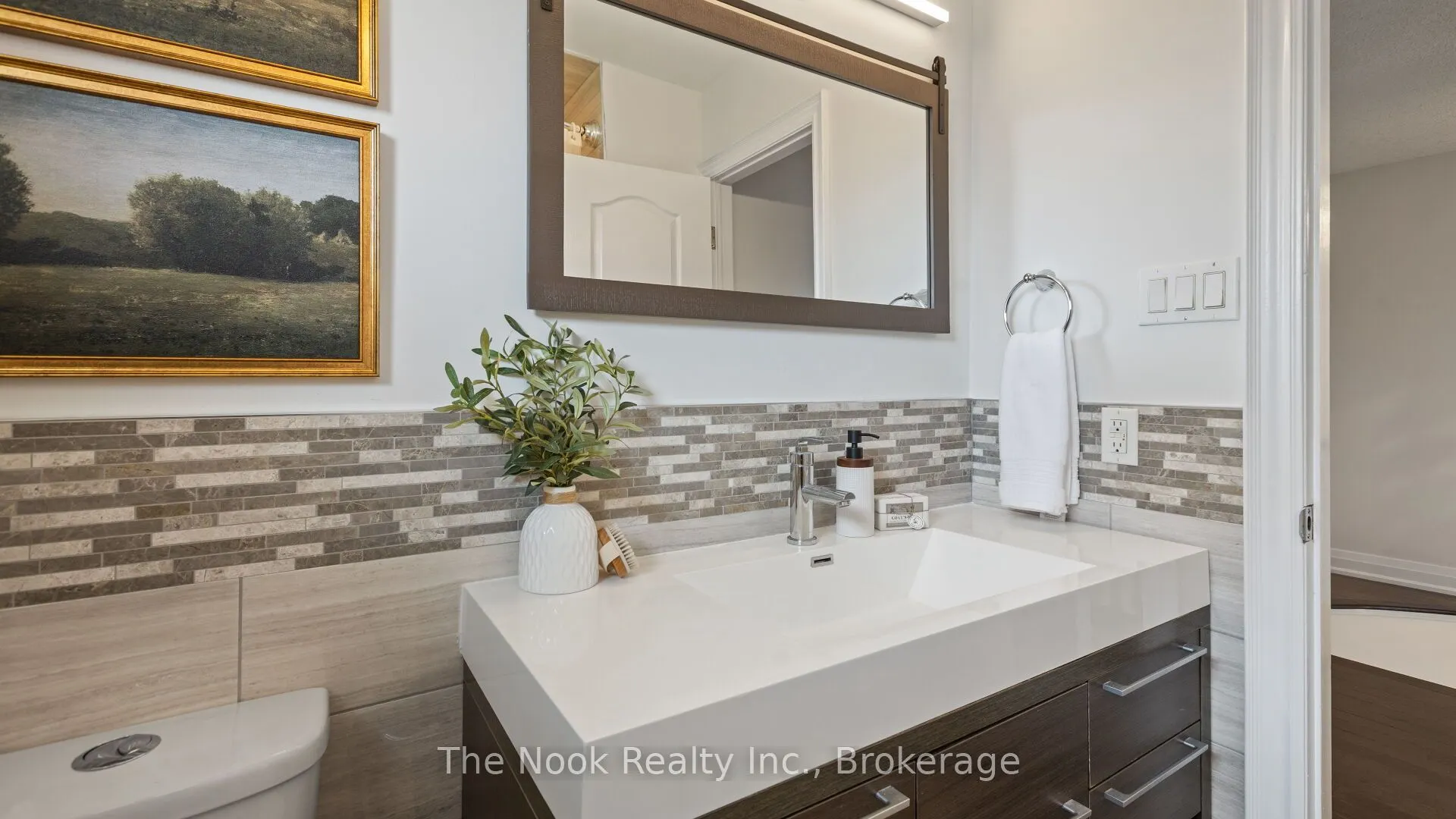 938 Wetherby Lane