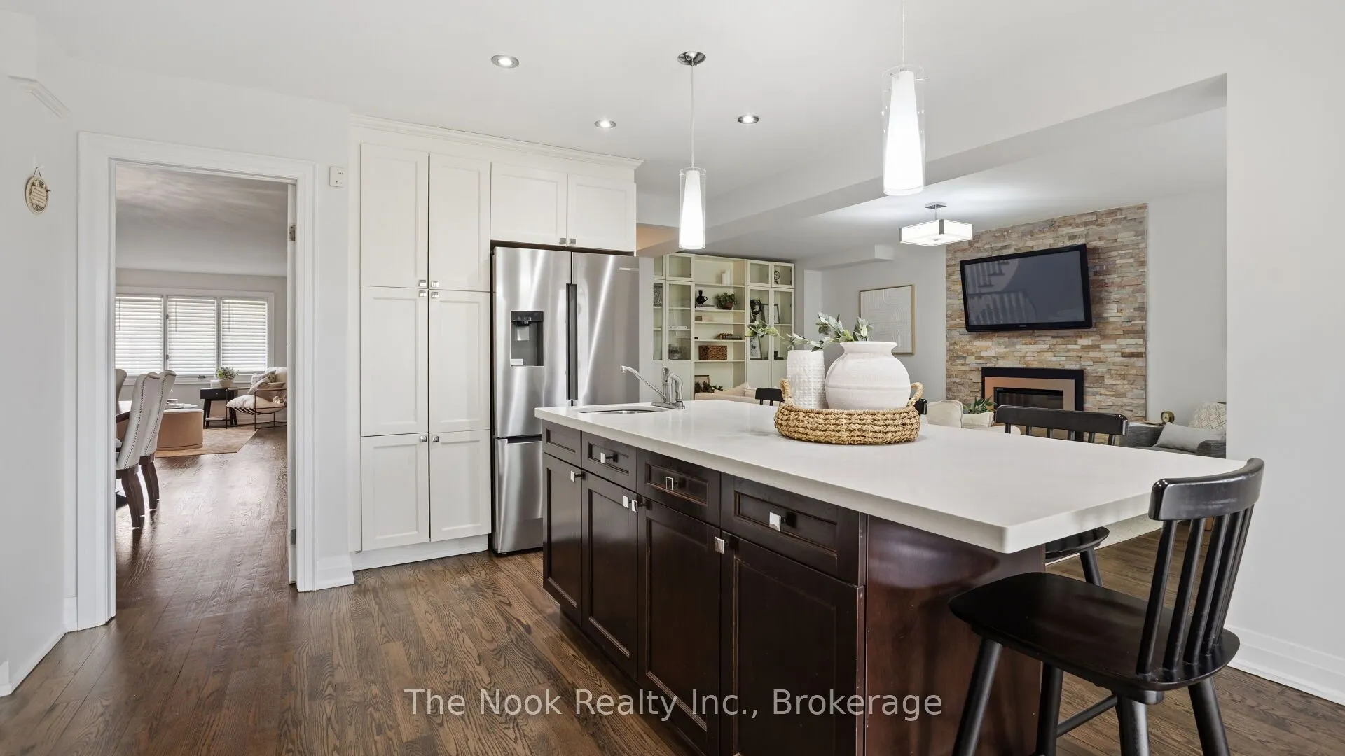 938 Wetherby Lane