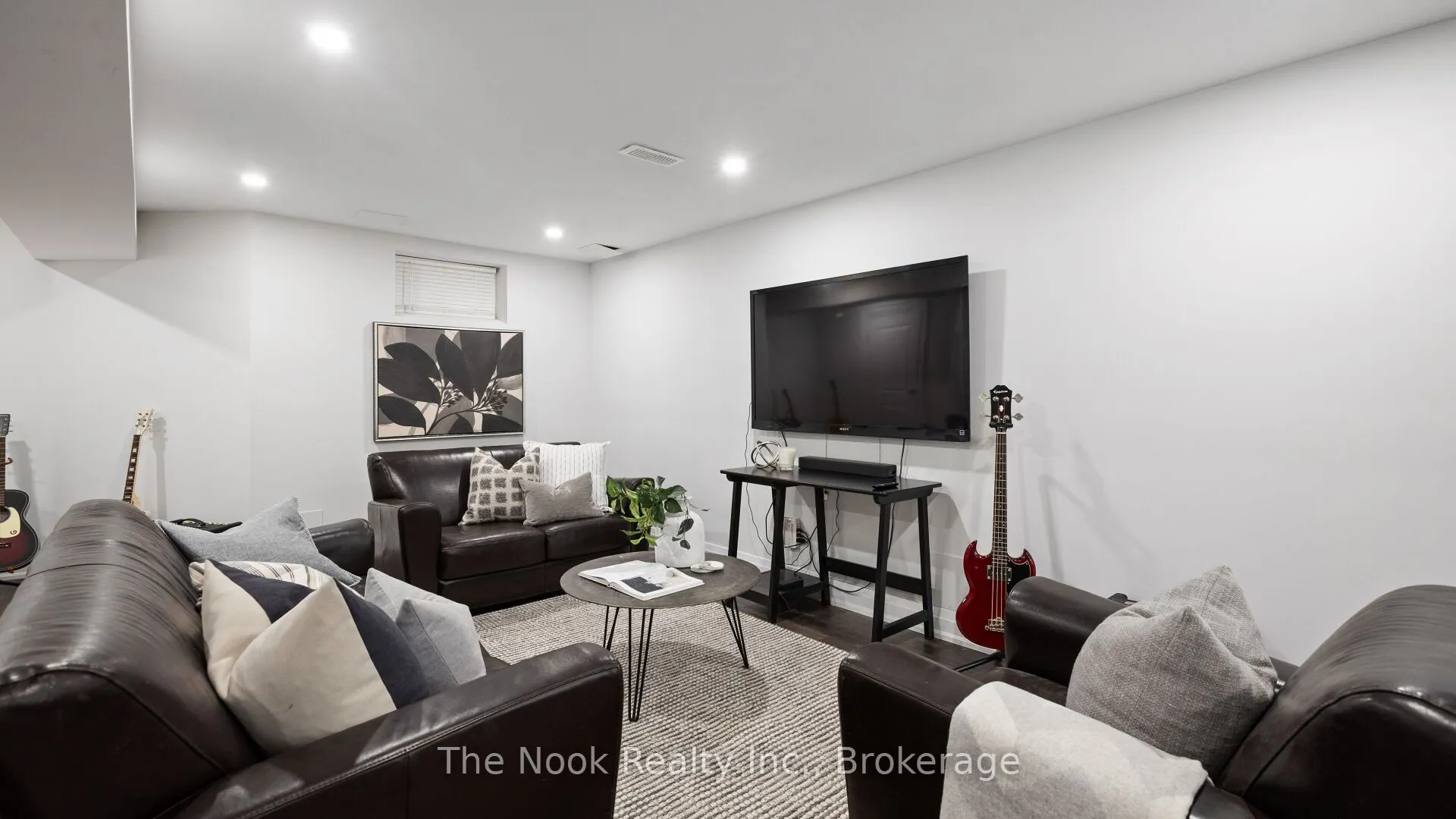 938 Wetherby Lane