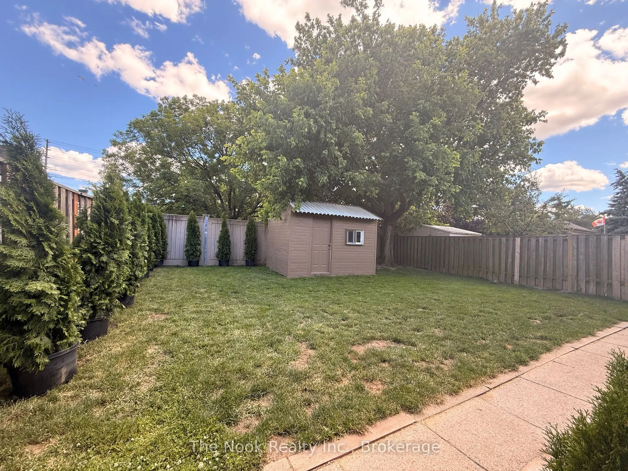 938 Wetherby Lane