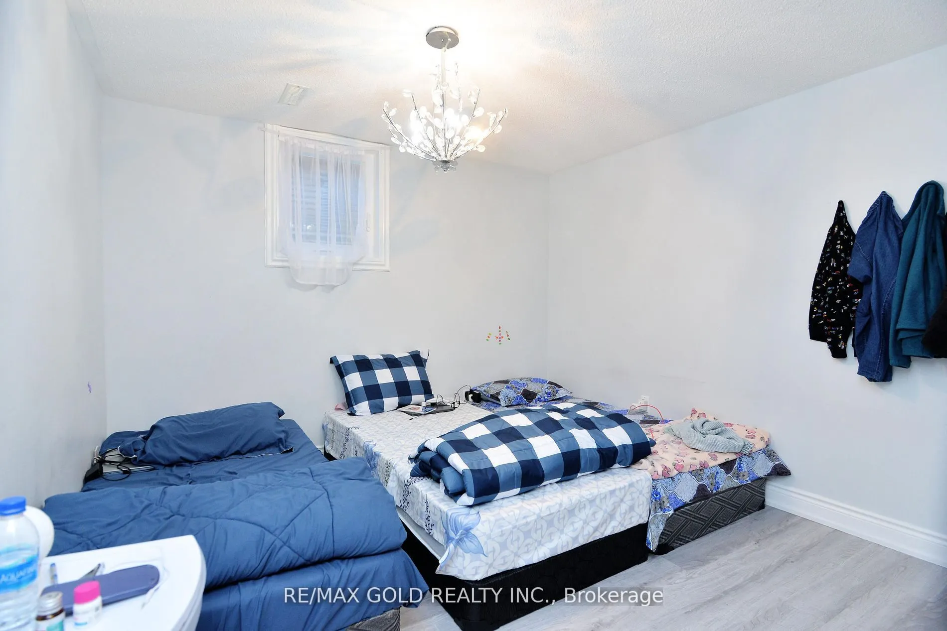 48 Garside Crescent