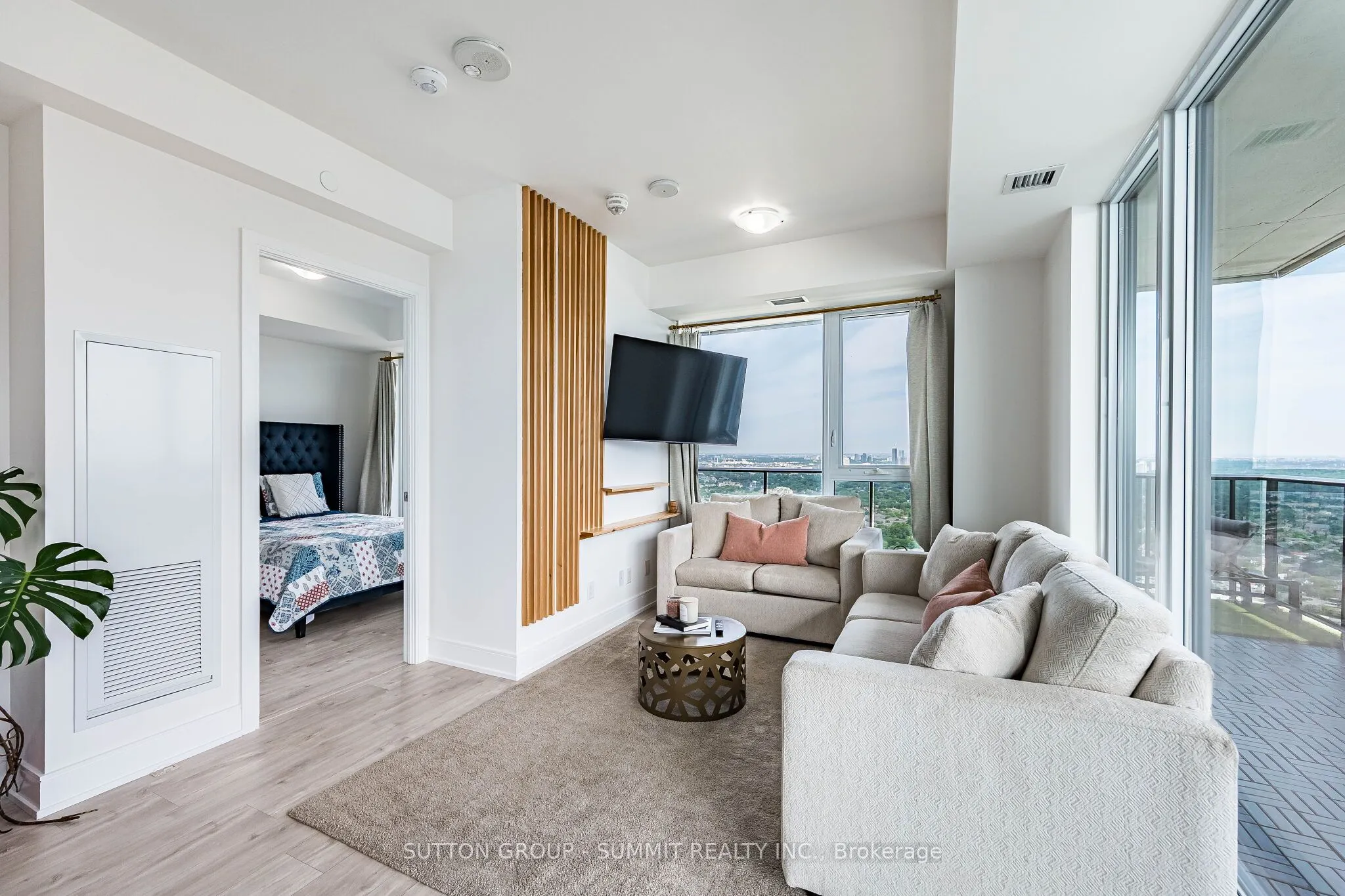 70 Annie Craig Drive #5102