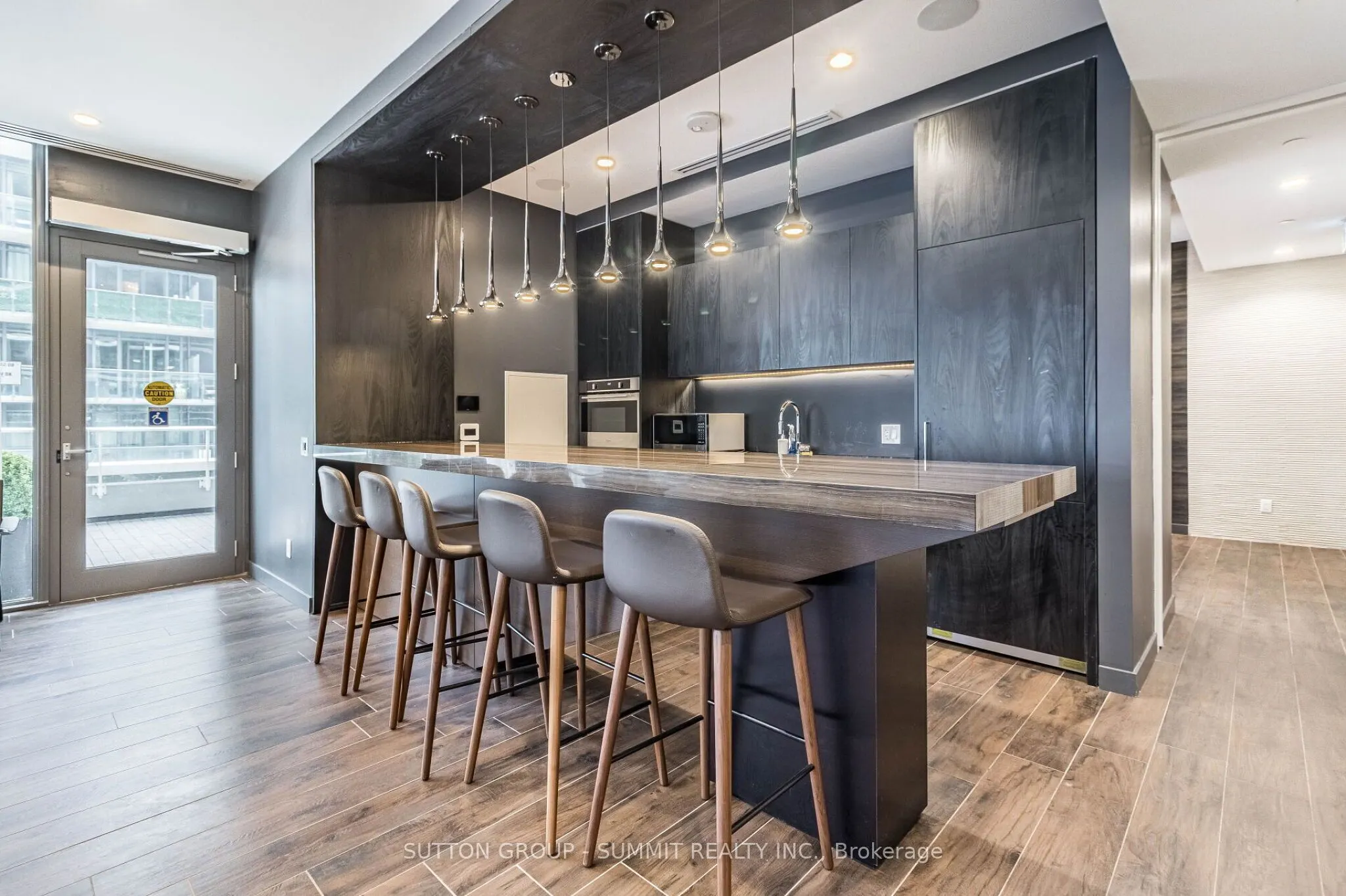 70 Annie Craig Drive #5102