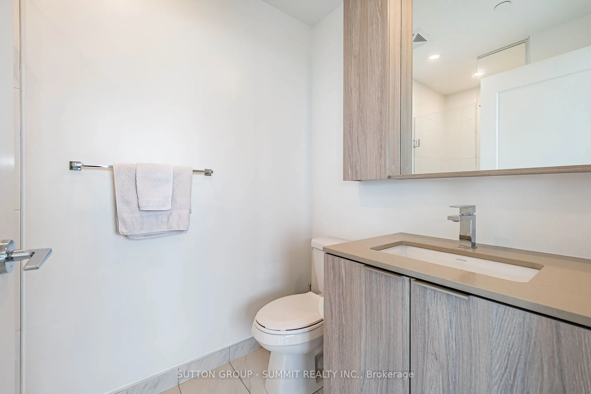 70 Annie Craig Drive #5102