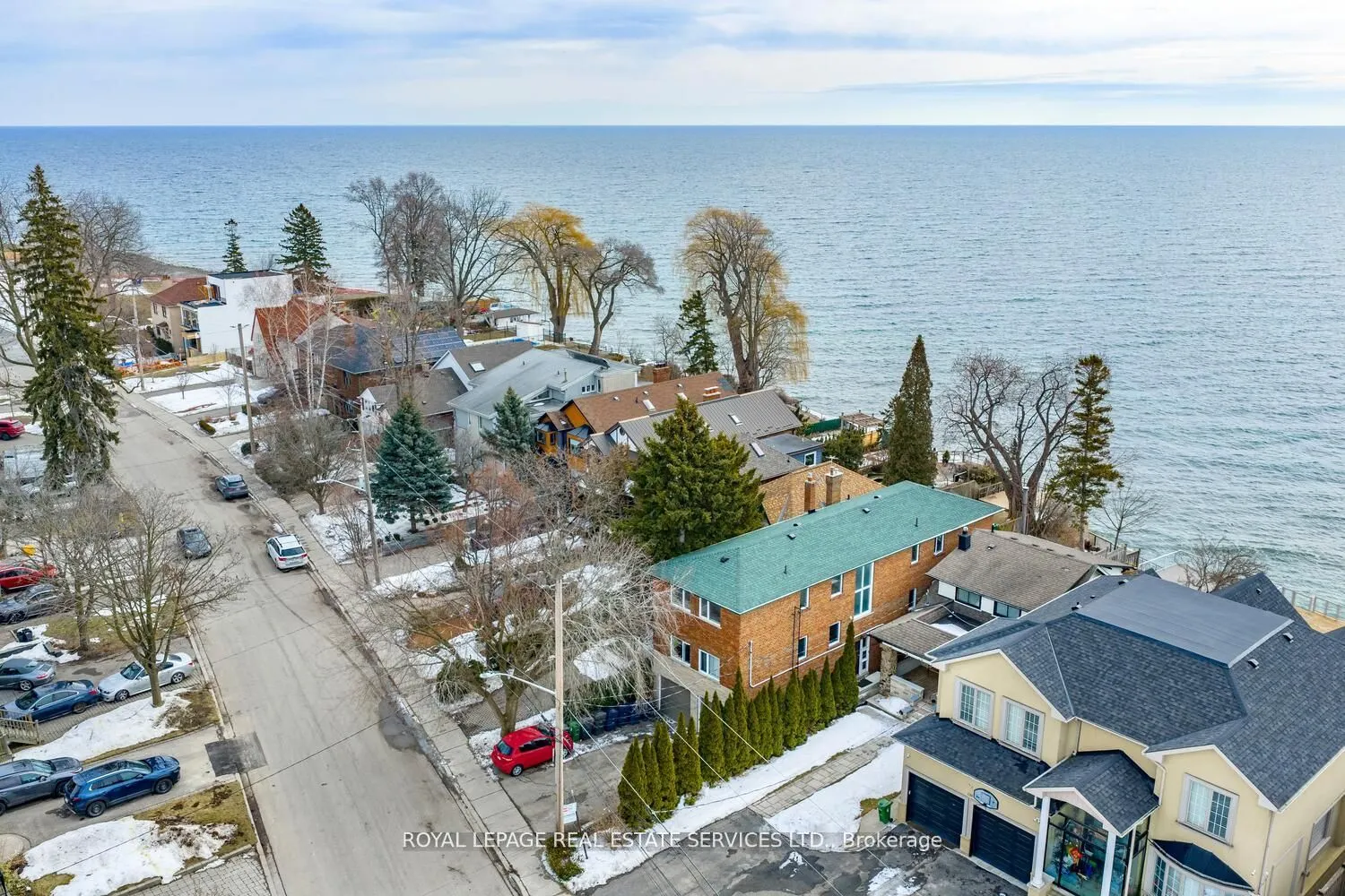 135 Lake Shore Drive