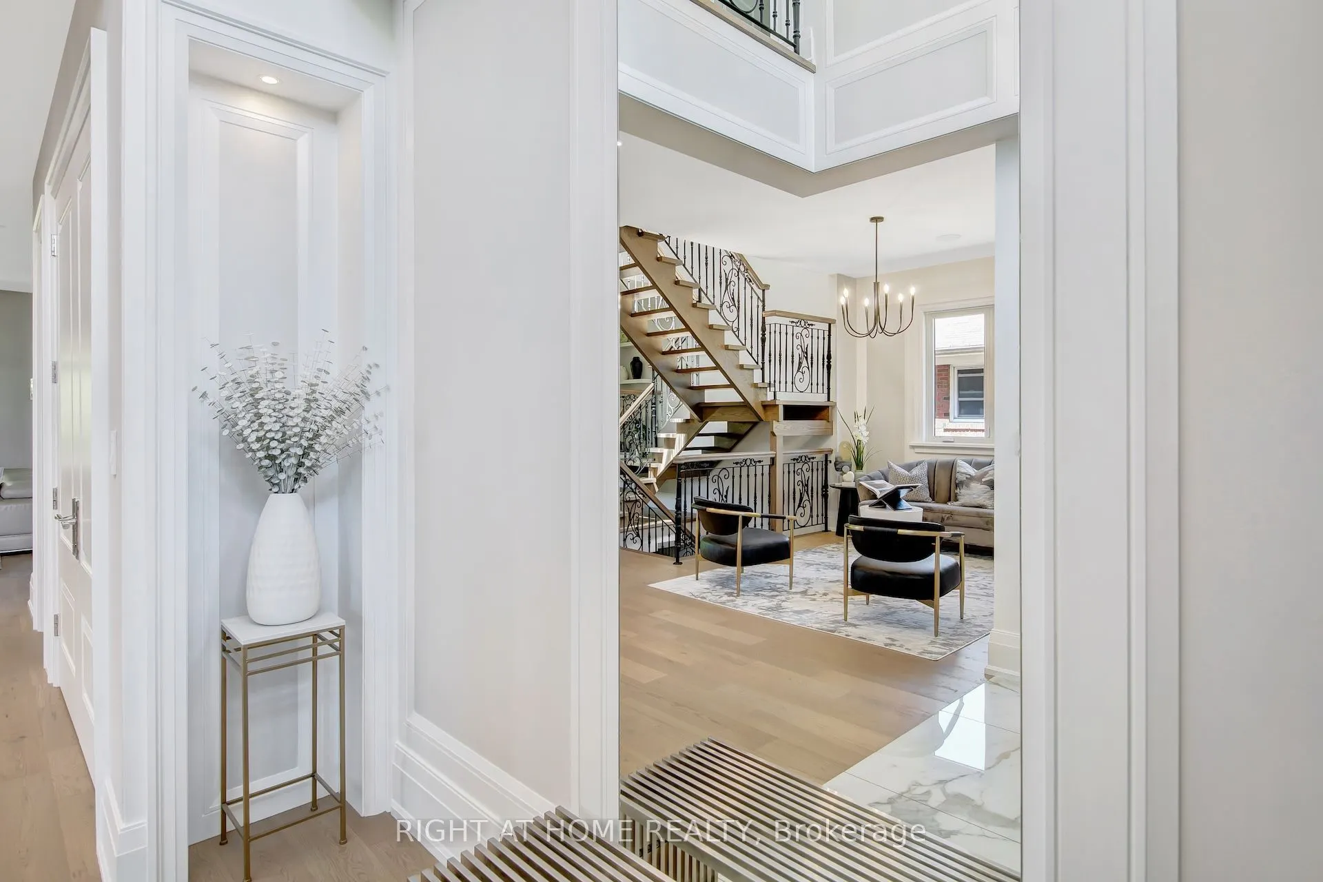 484 Avonwood Drive