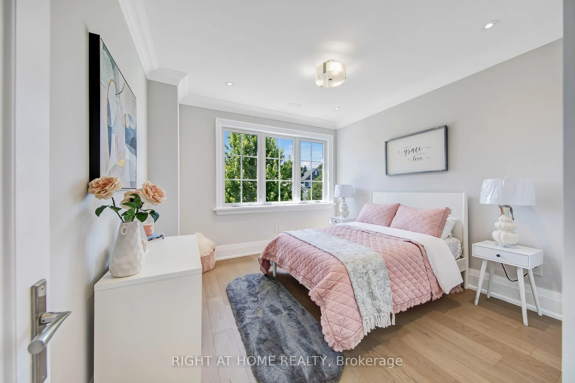 484 Avonwood Drive