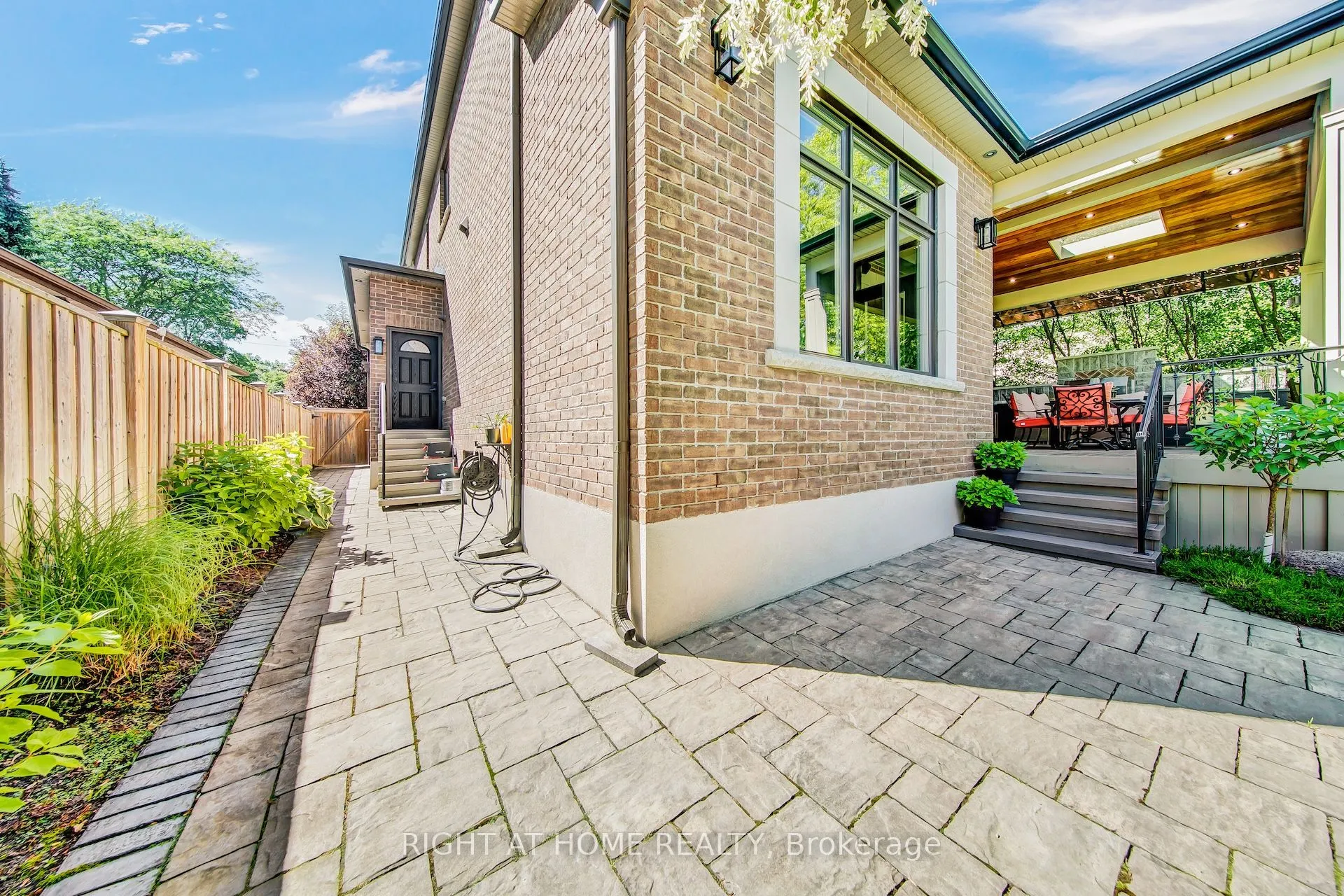 484 Avonwood Drive