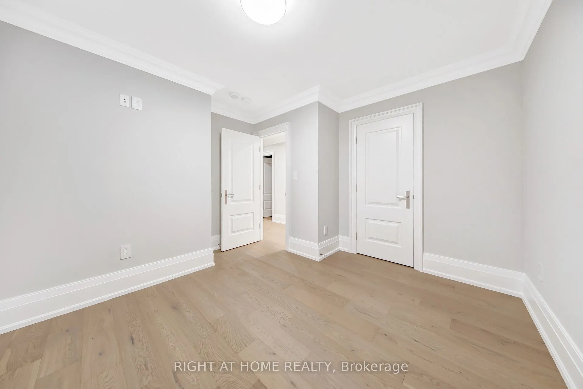 484 Avonwood Drive