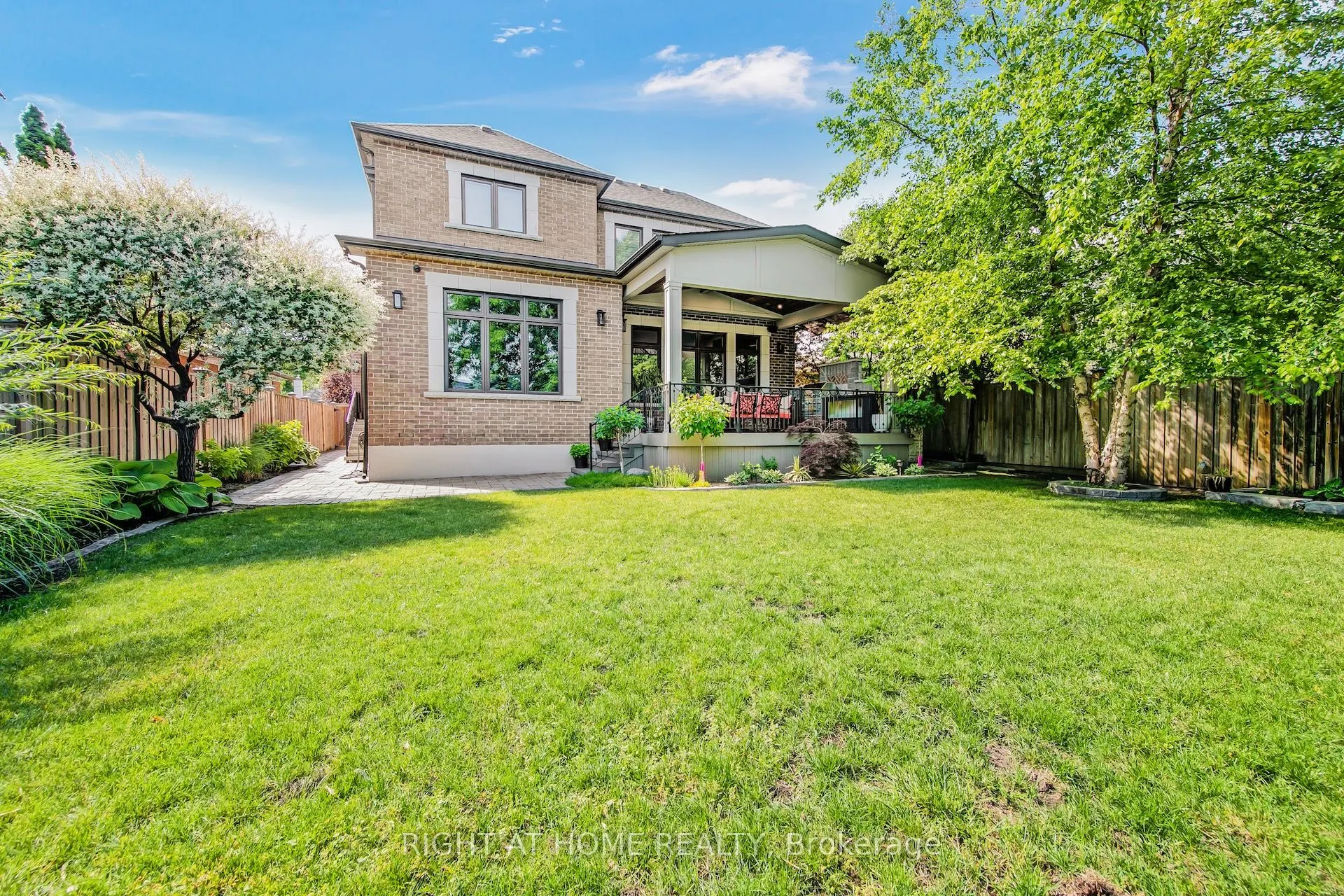 484 Avonwood Drive