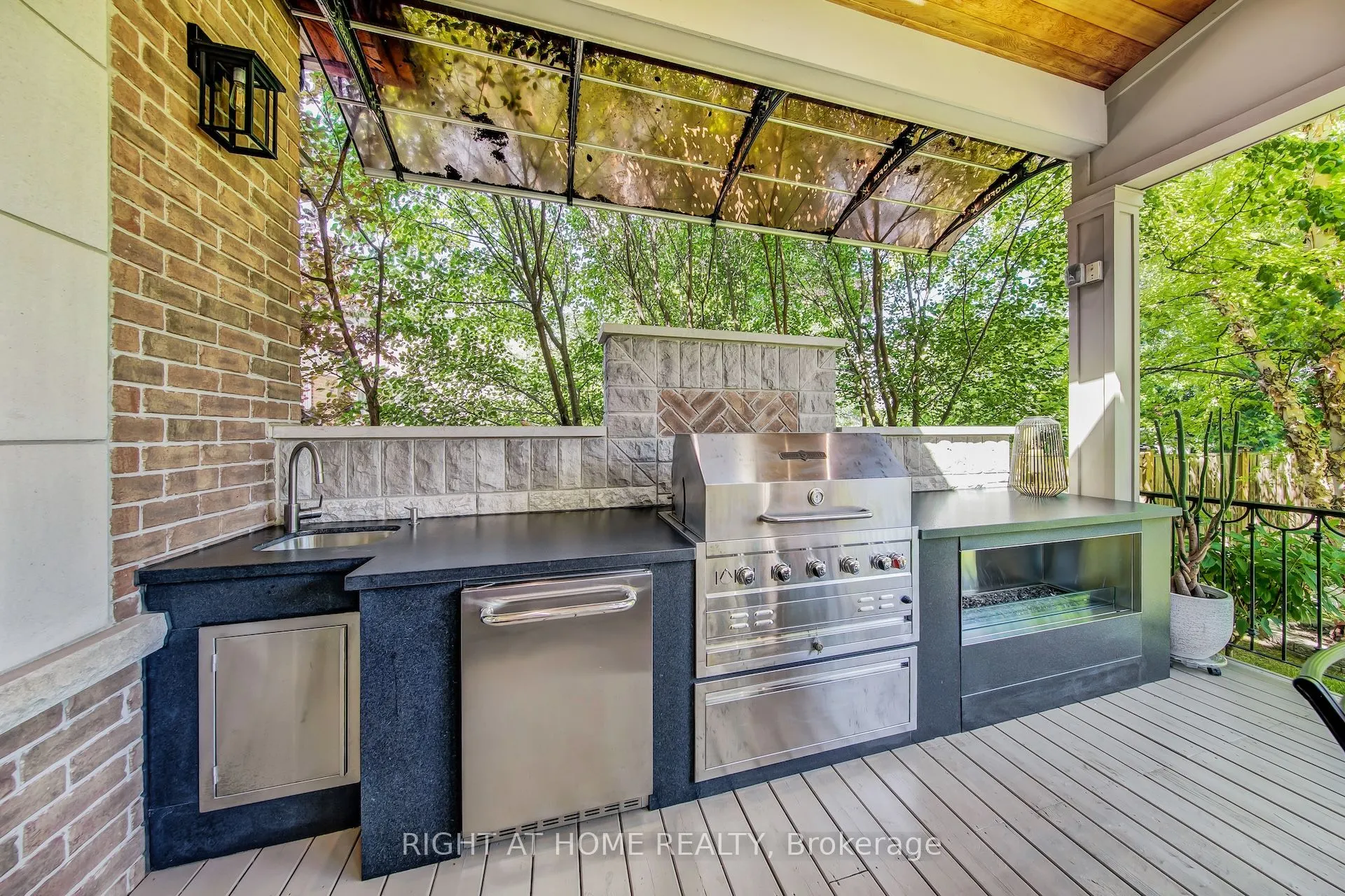 484 Avonwood Drive