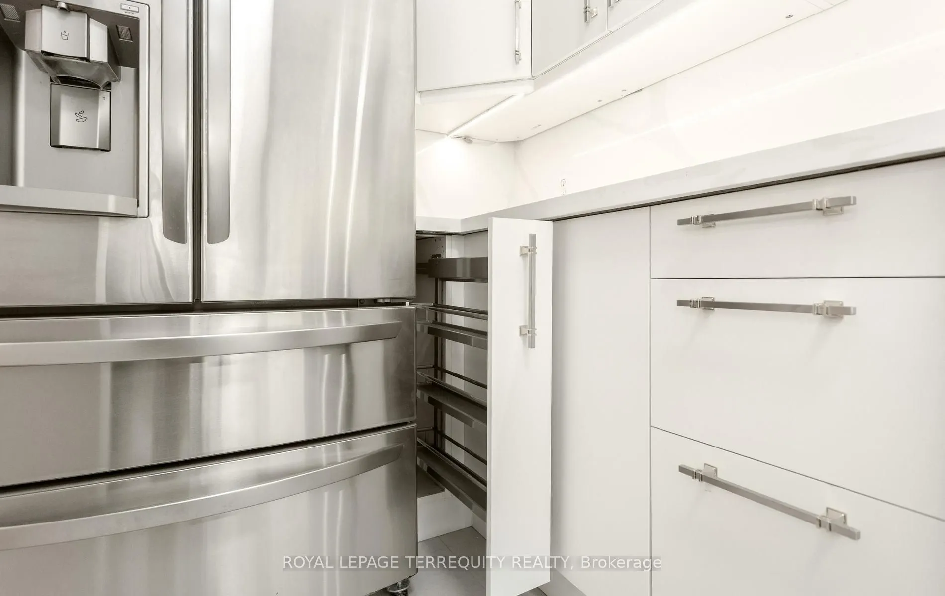 5950 Glen Erin Drive #50