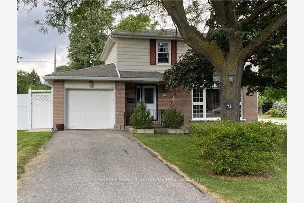 15 Braemar Drive