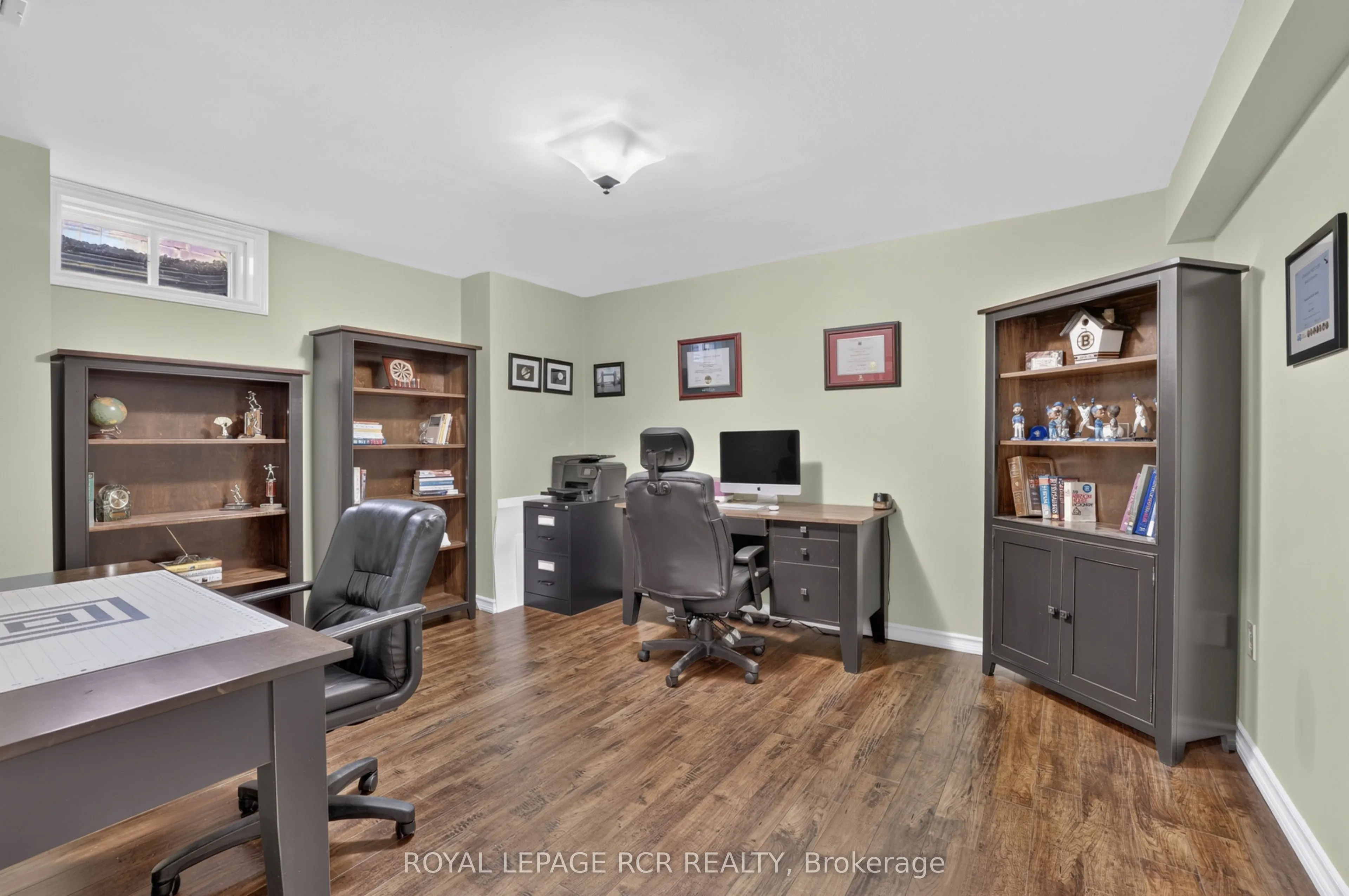 30 Borland Crescent