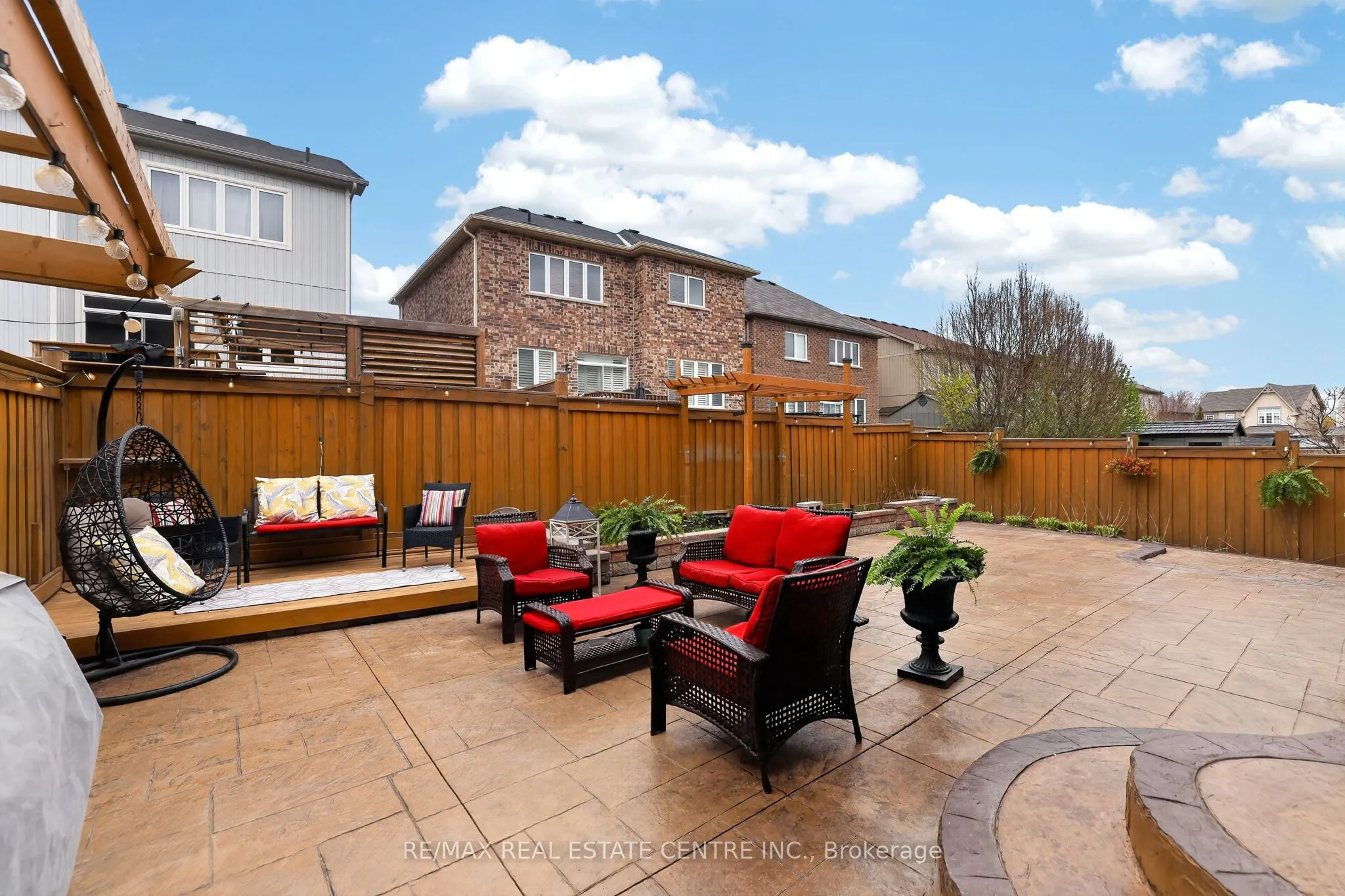 27 Drew Brown Boulevard