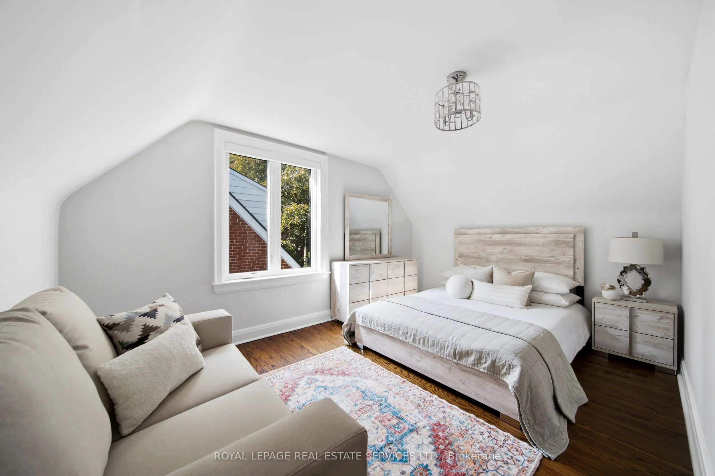 59 Edgevalley Drive