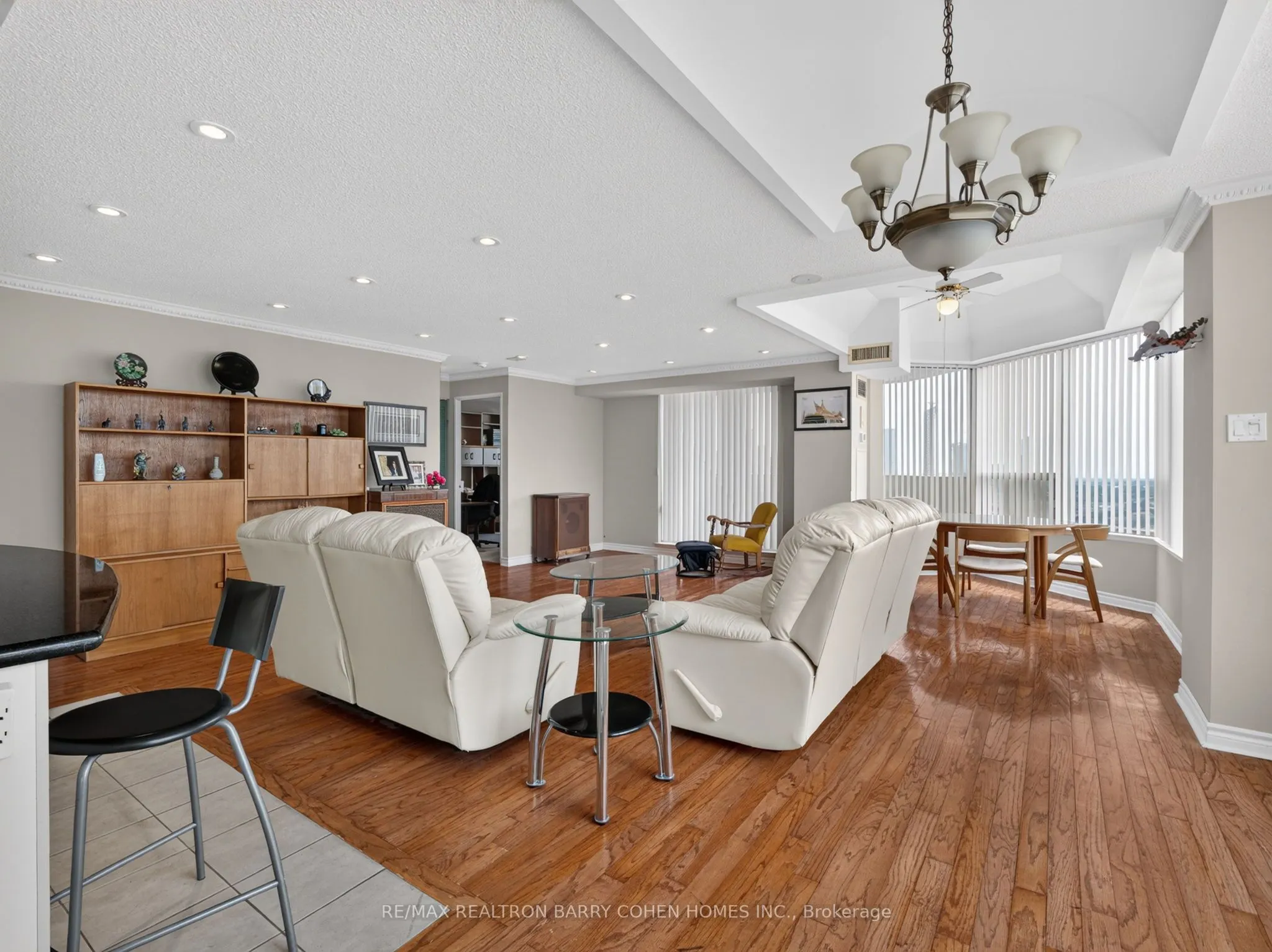 700 Constellation Drive #2009