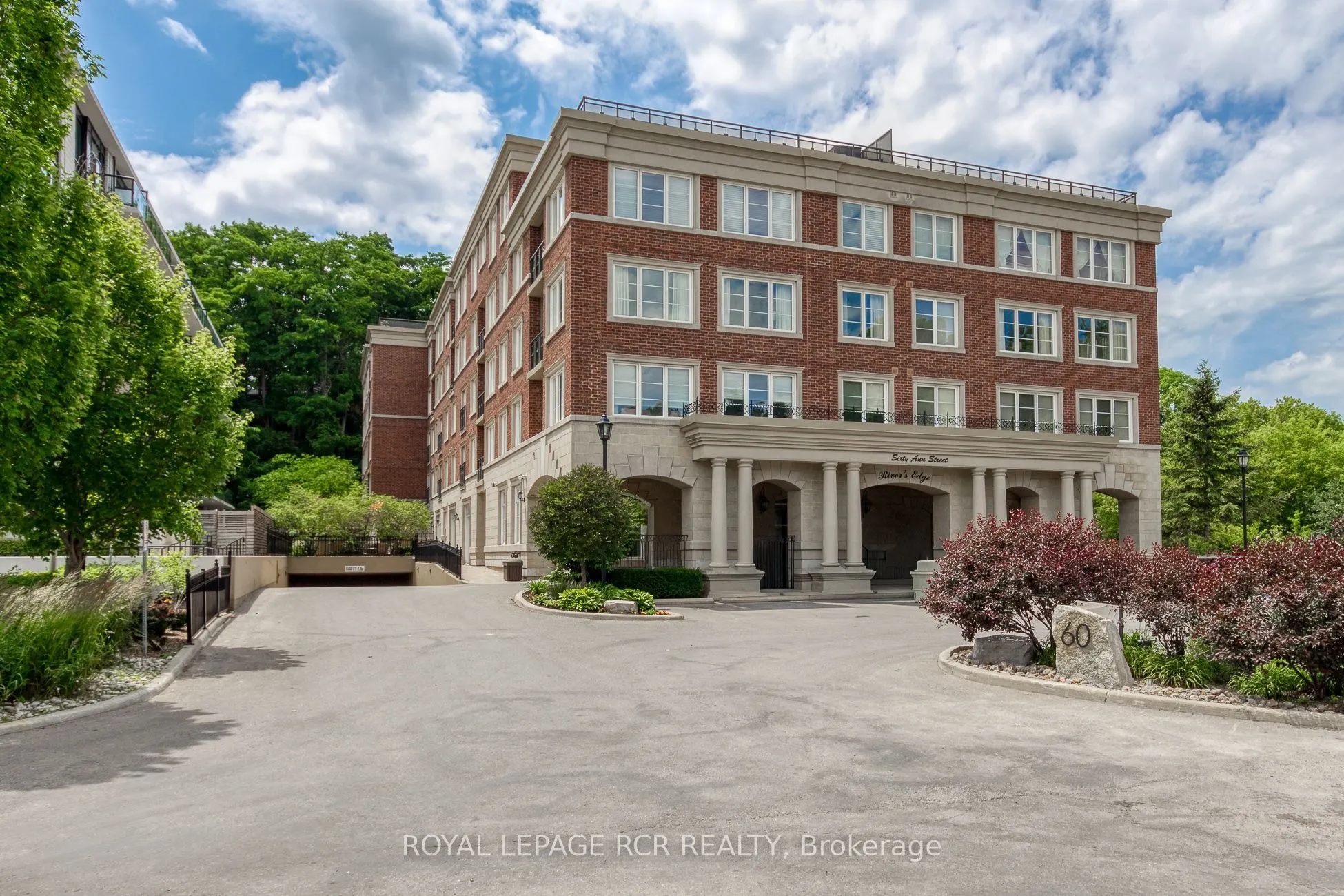 60 Ann Street #213