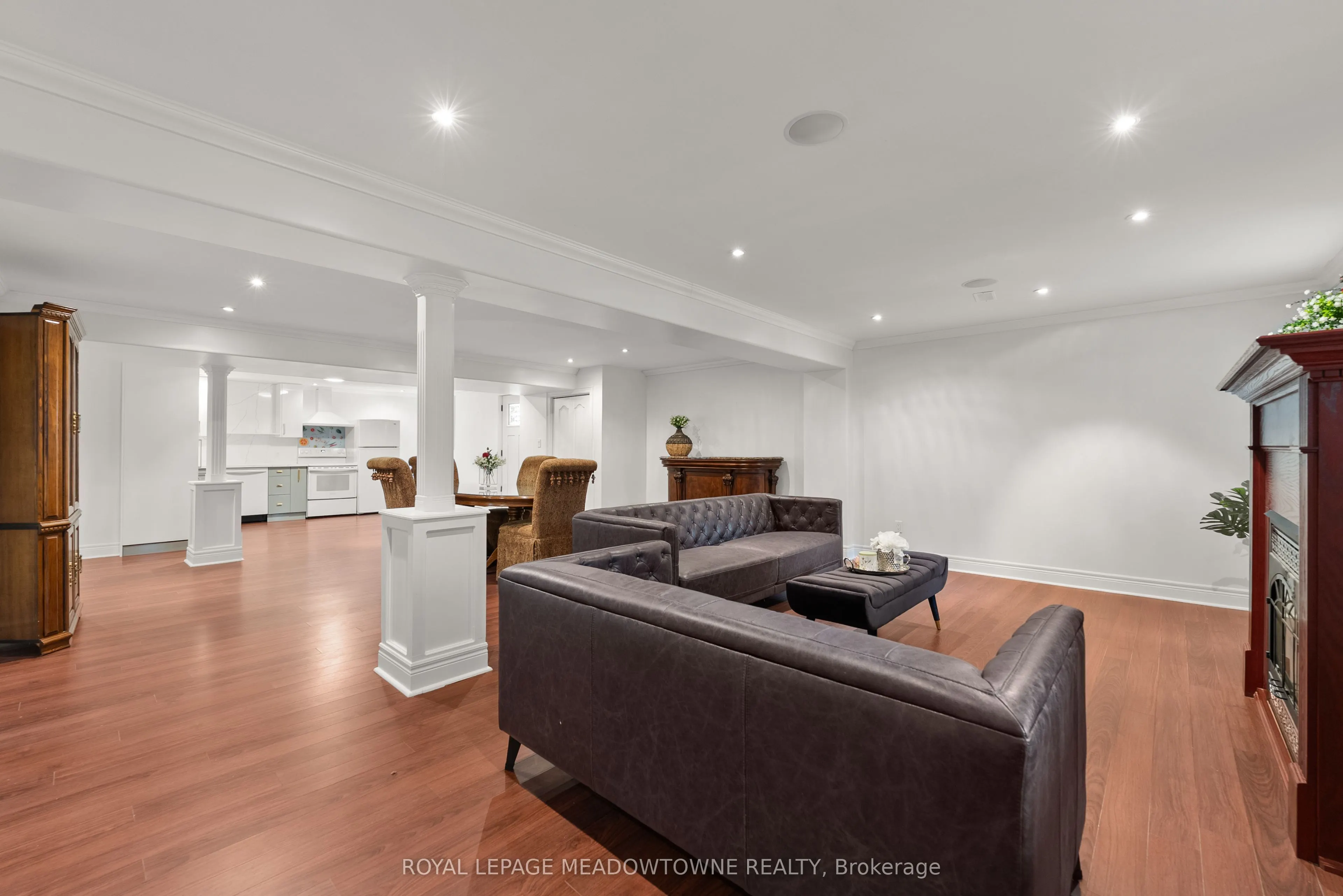 17 Mcnutt Street