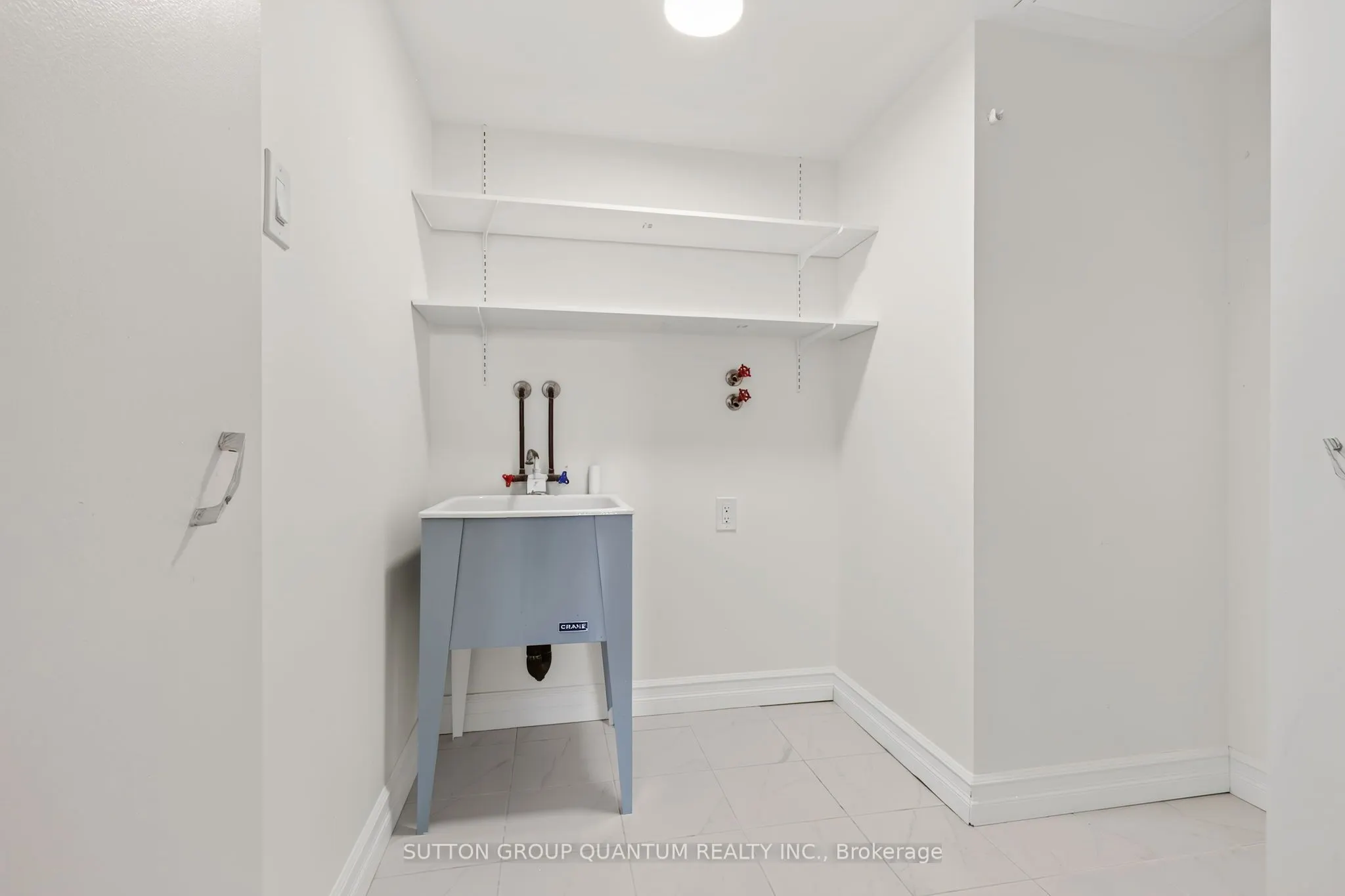 965 Inverhouse Drive #504