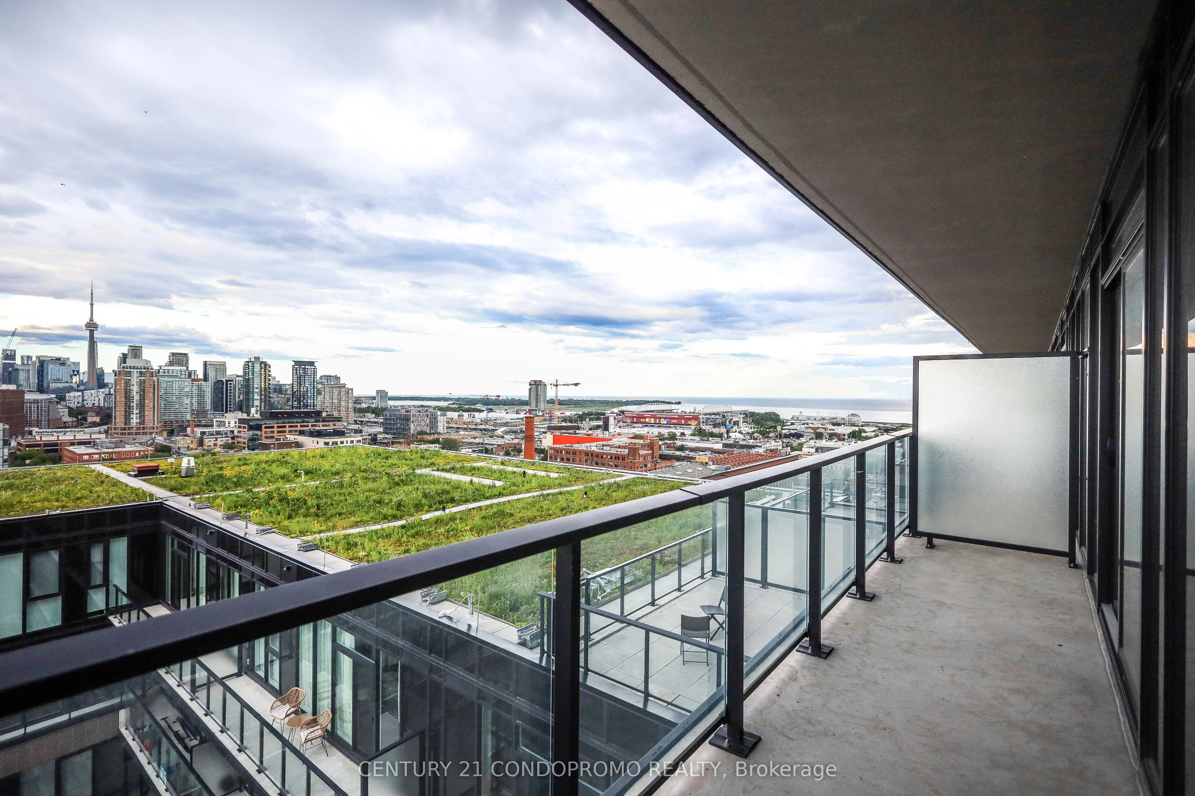 285 Dufferin Street #1511