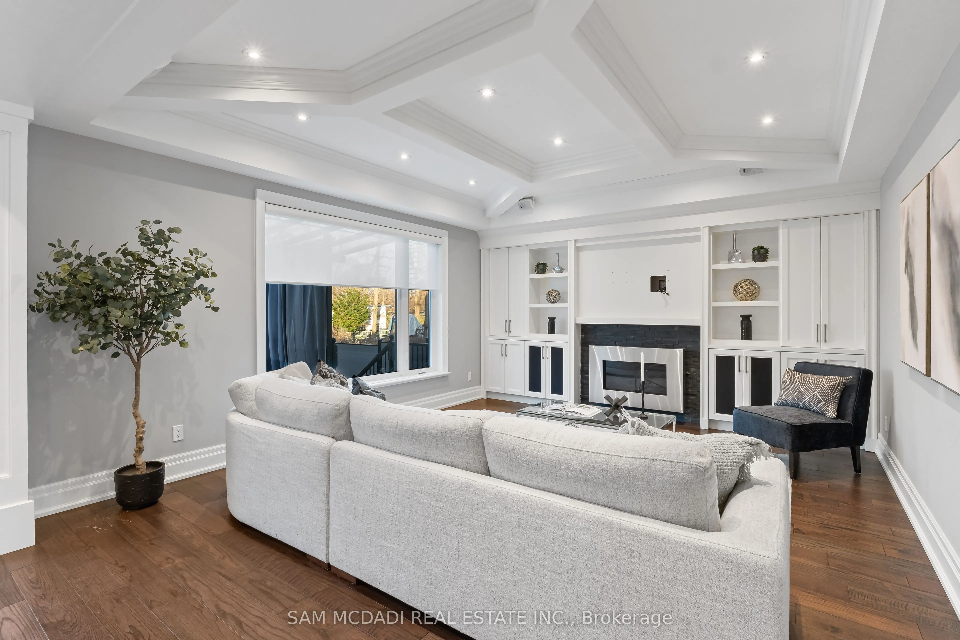 1487 Myron Drive