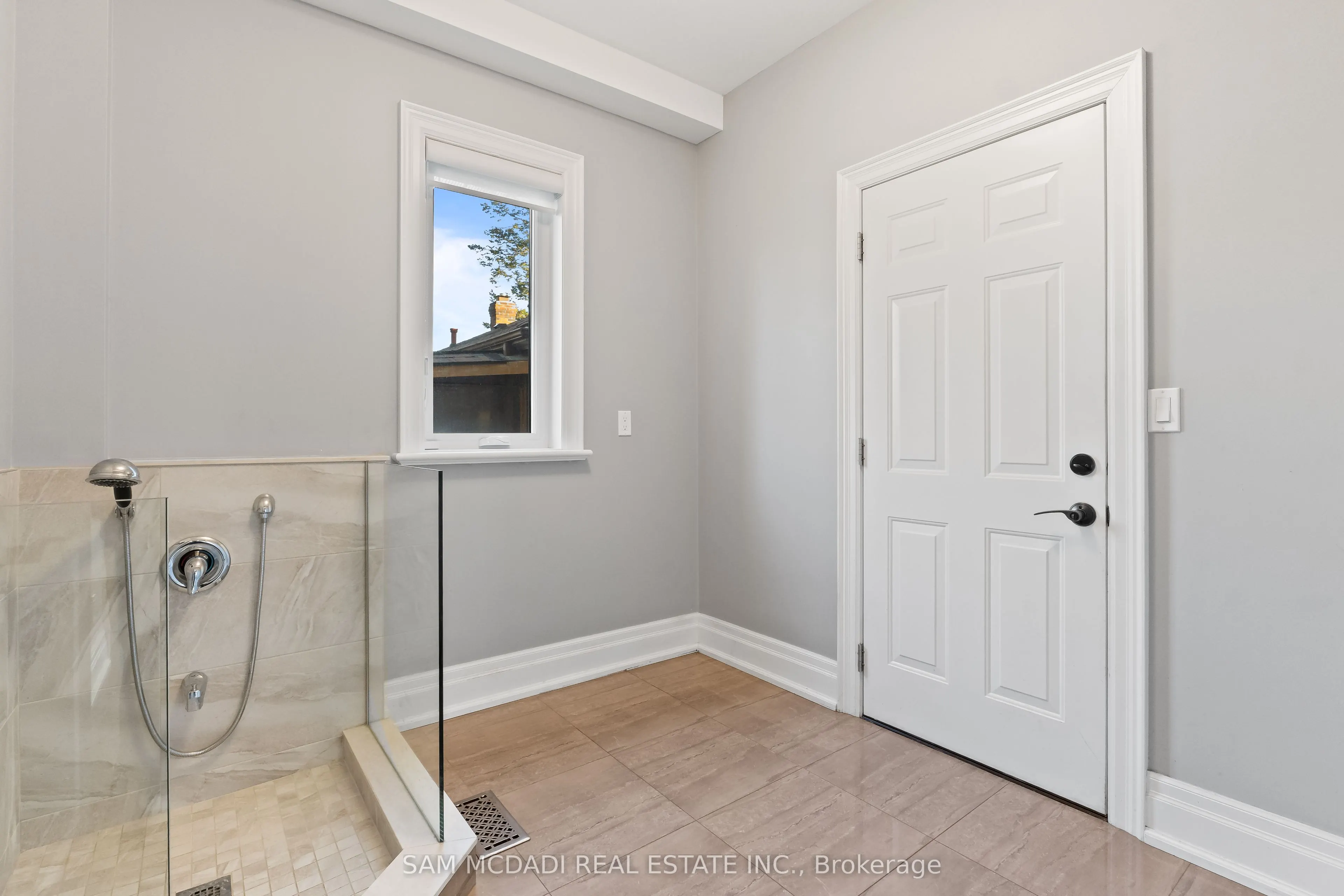 1487 Myron Drive