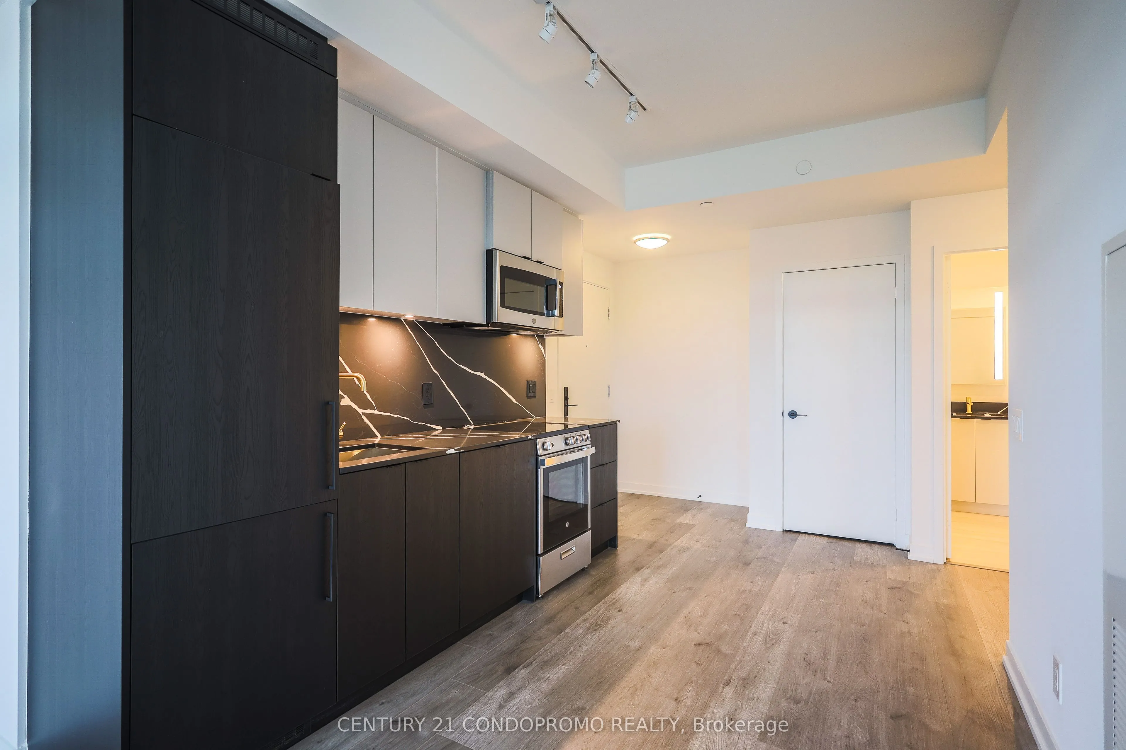 285 Dufferin Street #1601